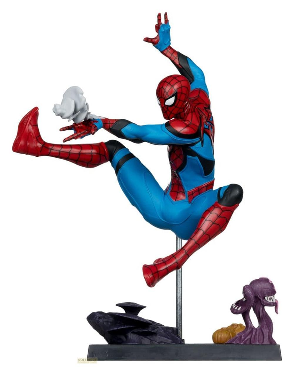 Spiderman in Aktion mit Spinnweben und einem Monster auf einem Sockel.