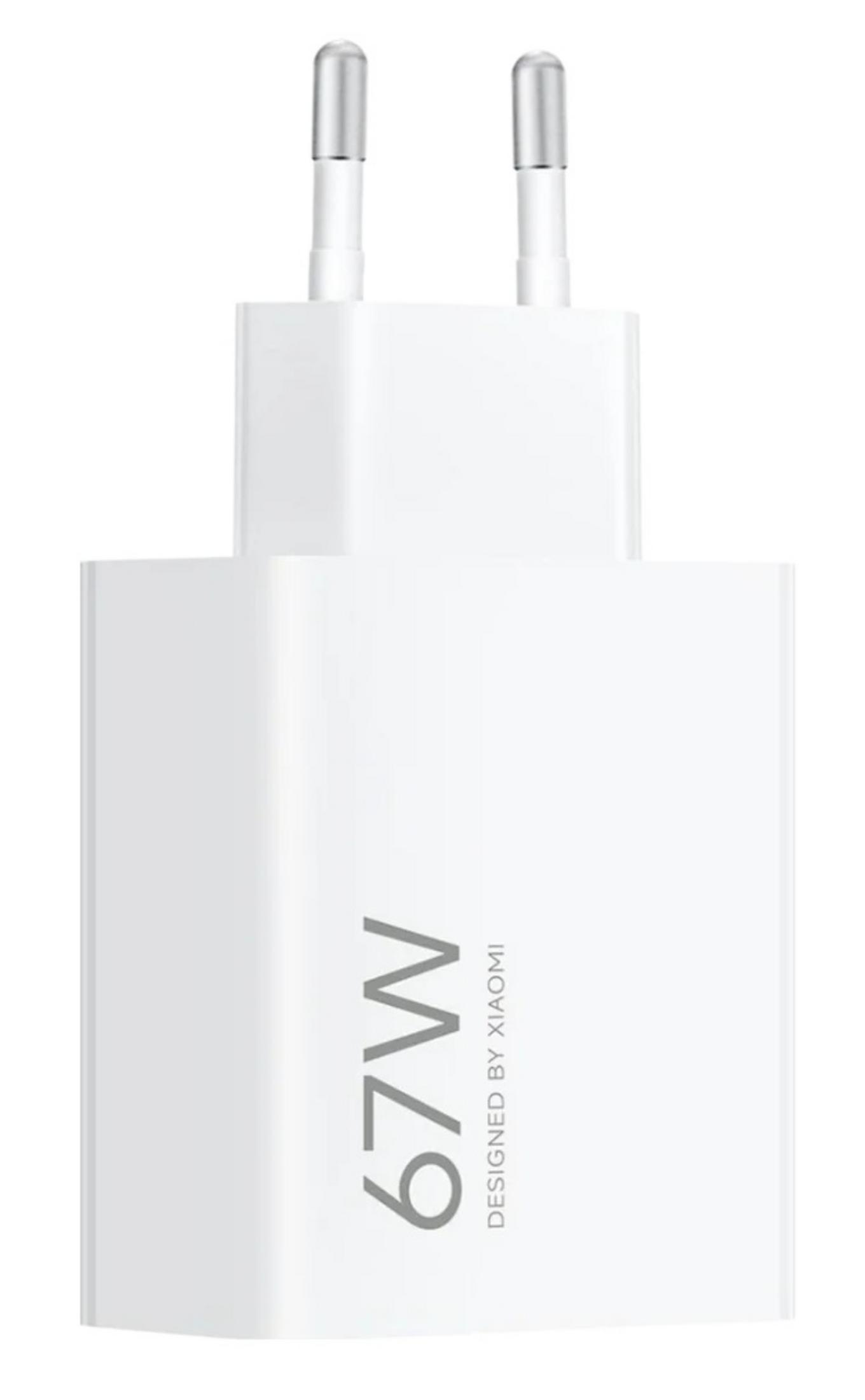Biała ładowarka Xiaomi 67W z dwoma srebrnymi bolcami.