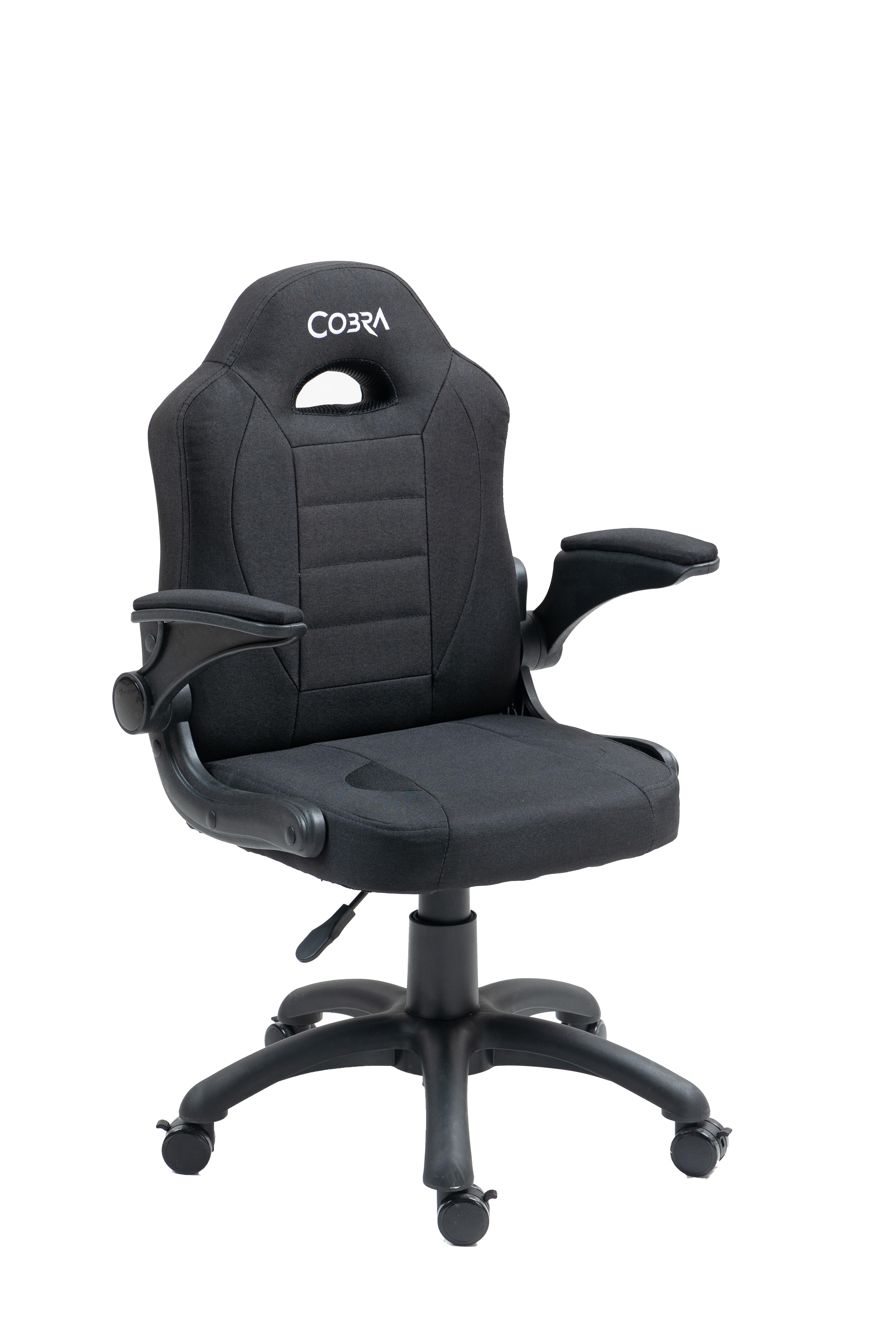 Czarny fotel biurowy z kółkami i logo COBRA na zagłówku.