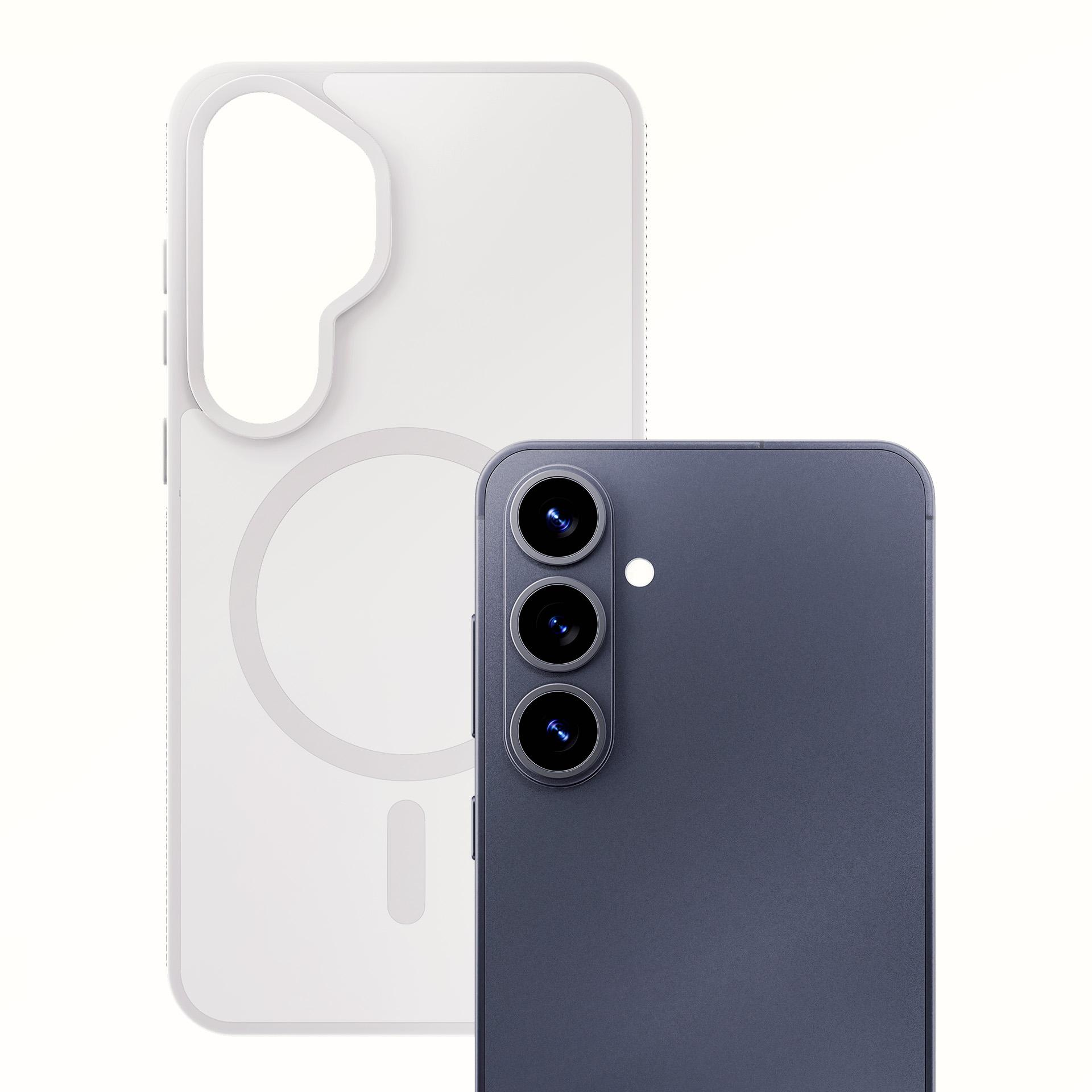 Ciemnoszary smartfon z trzema aparatami obok przezroczystego etui.