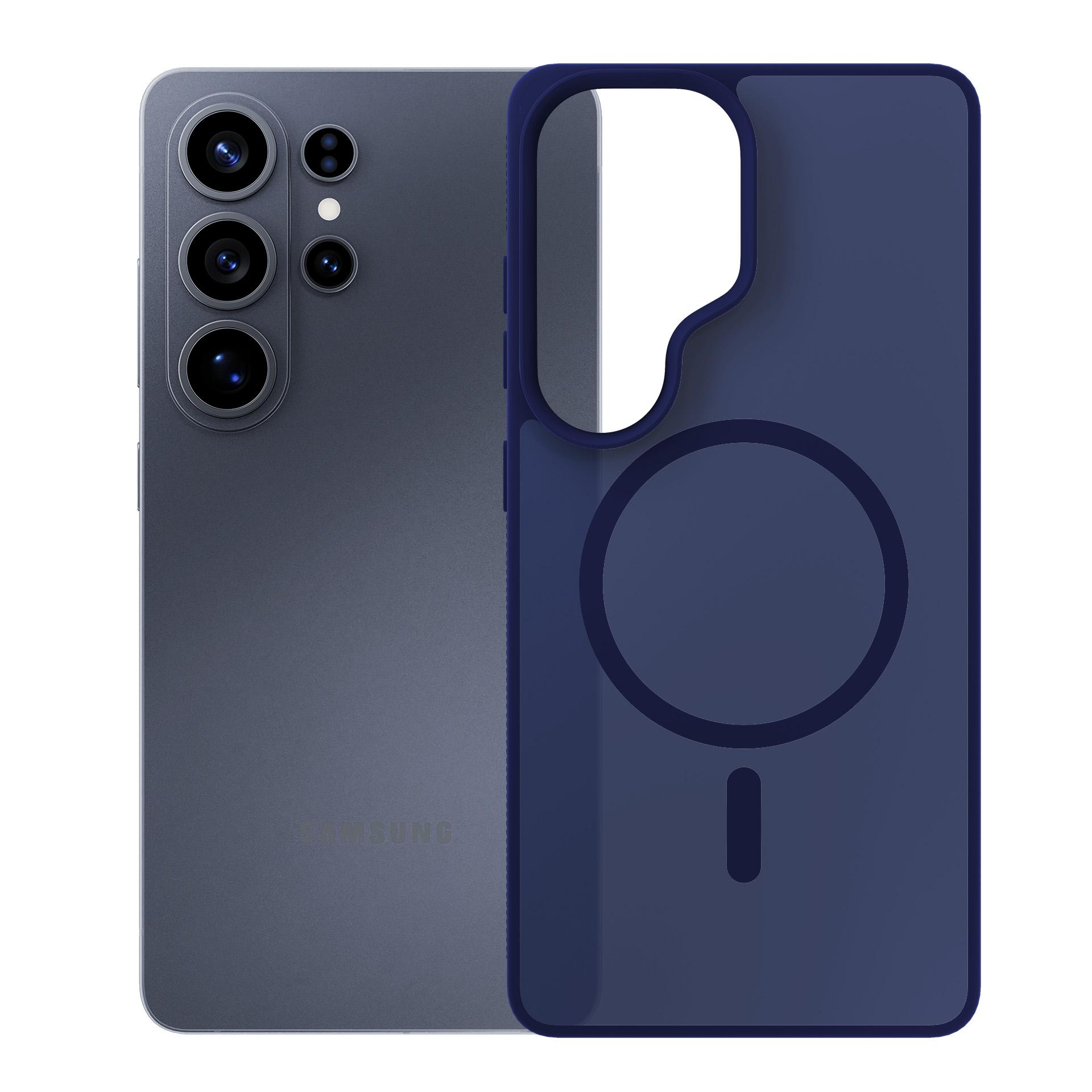 Granatowe etui na telefon obok smartfona z czterema aparatami.