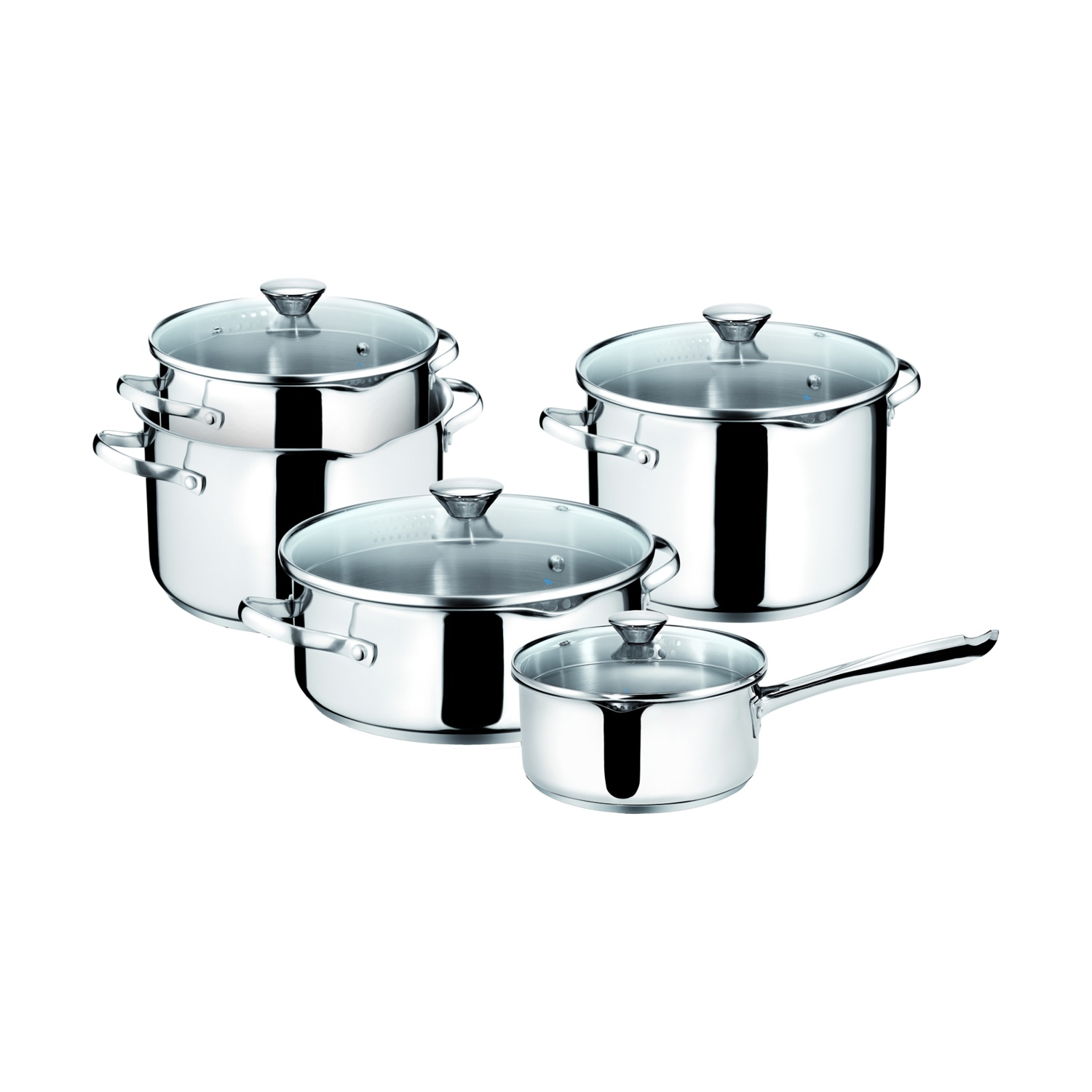 Zestaw czterech lśniących garnków i patelni ze stali nierdzewnej ze szklanymi pokrywkami.
