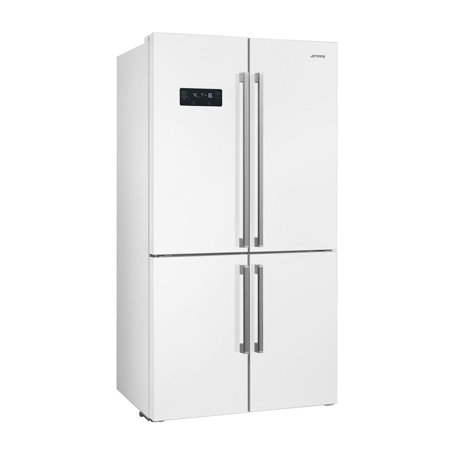 Refrigerador blanco de cuatro puertas con pantalla digital.