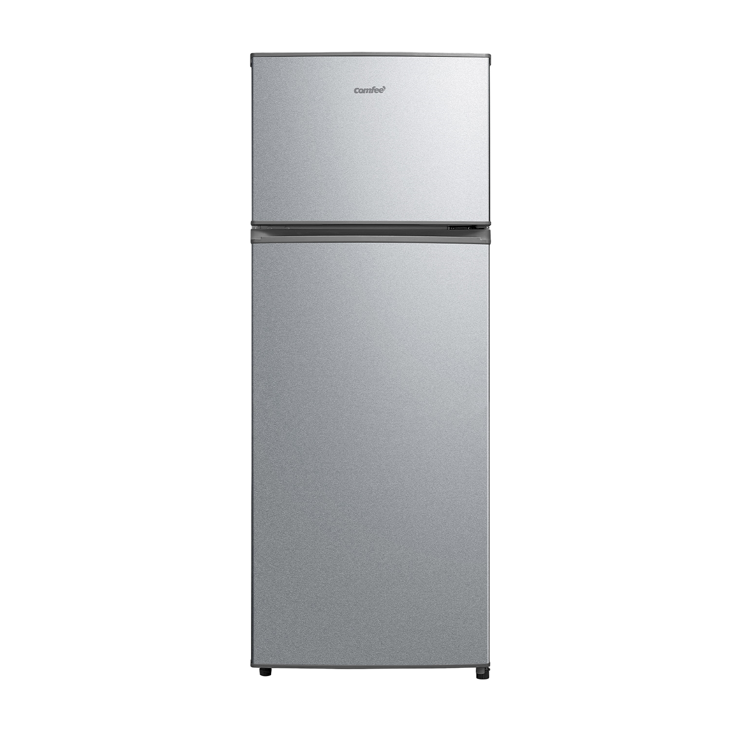 Un refrigerador plateado de dos puertas sobre fondo negro.