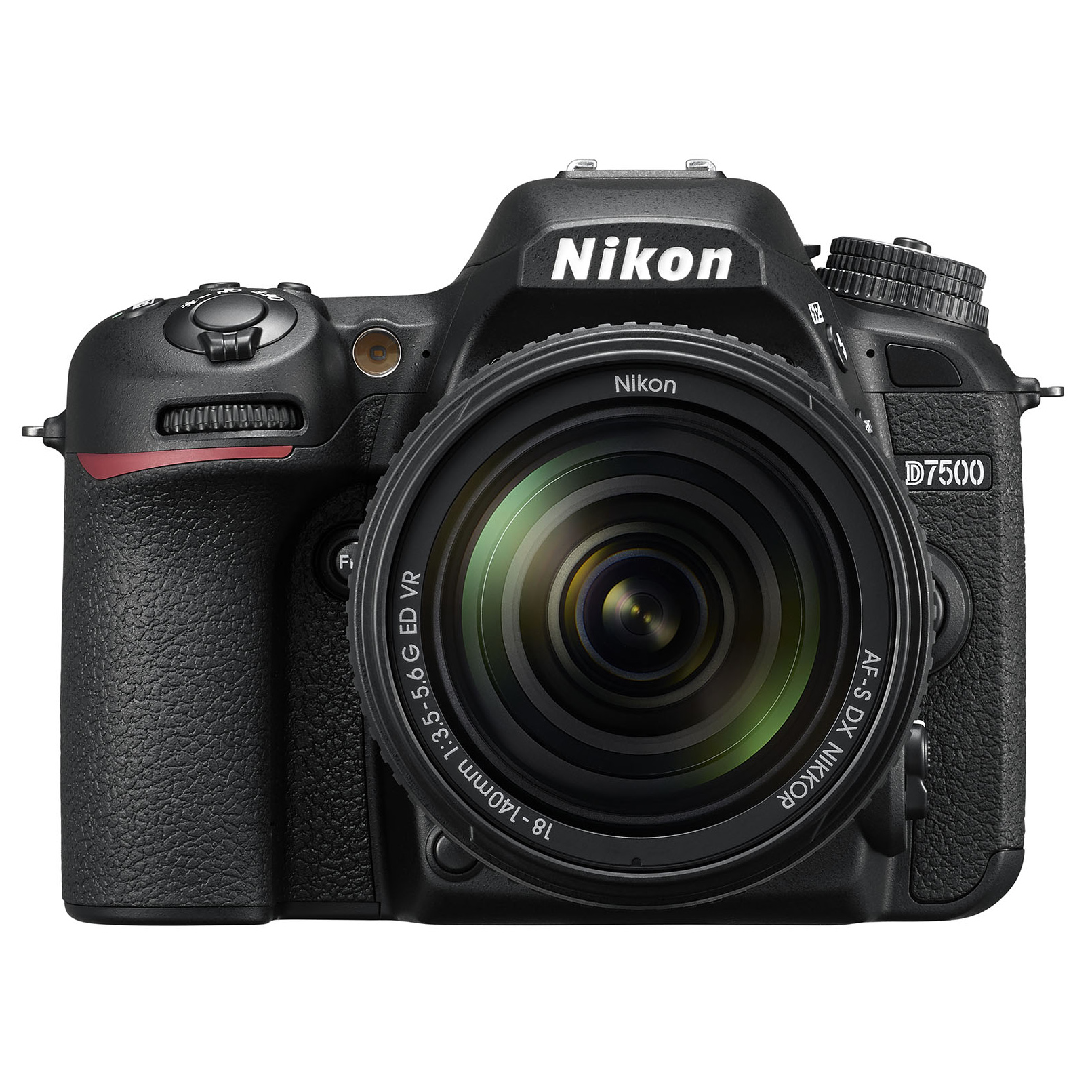 Schwarze Nikon D7500 Kamera mit 18-140mm Objektiv, gegen weißen Hintergrund.
