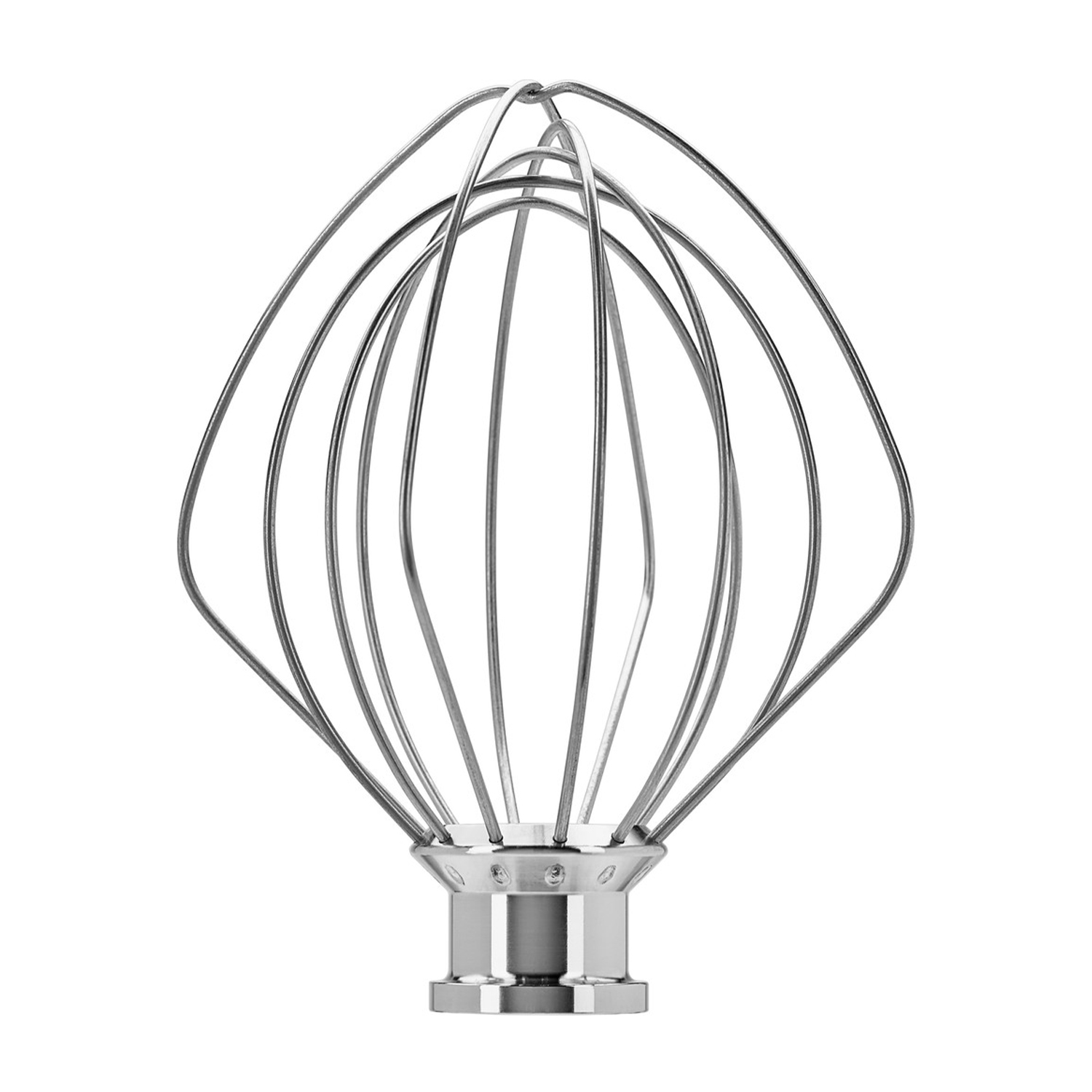 Una frusta argentata con anelli metallici su sfondo bianco.