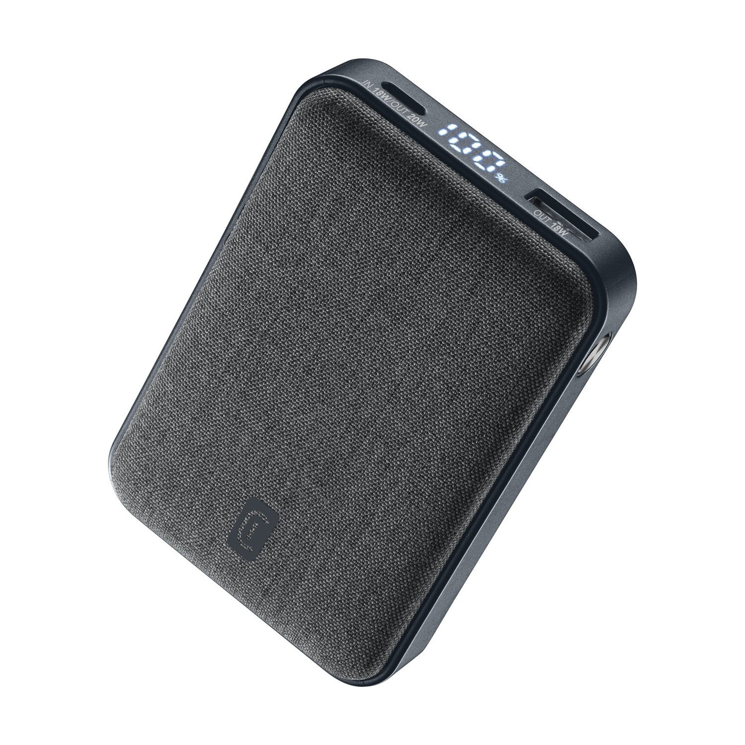Ein dunkler Stoff-Powerbank mit 100% Ladeanzeige und USB-Anschlüssen.