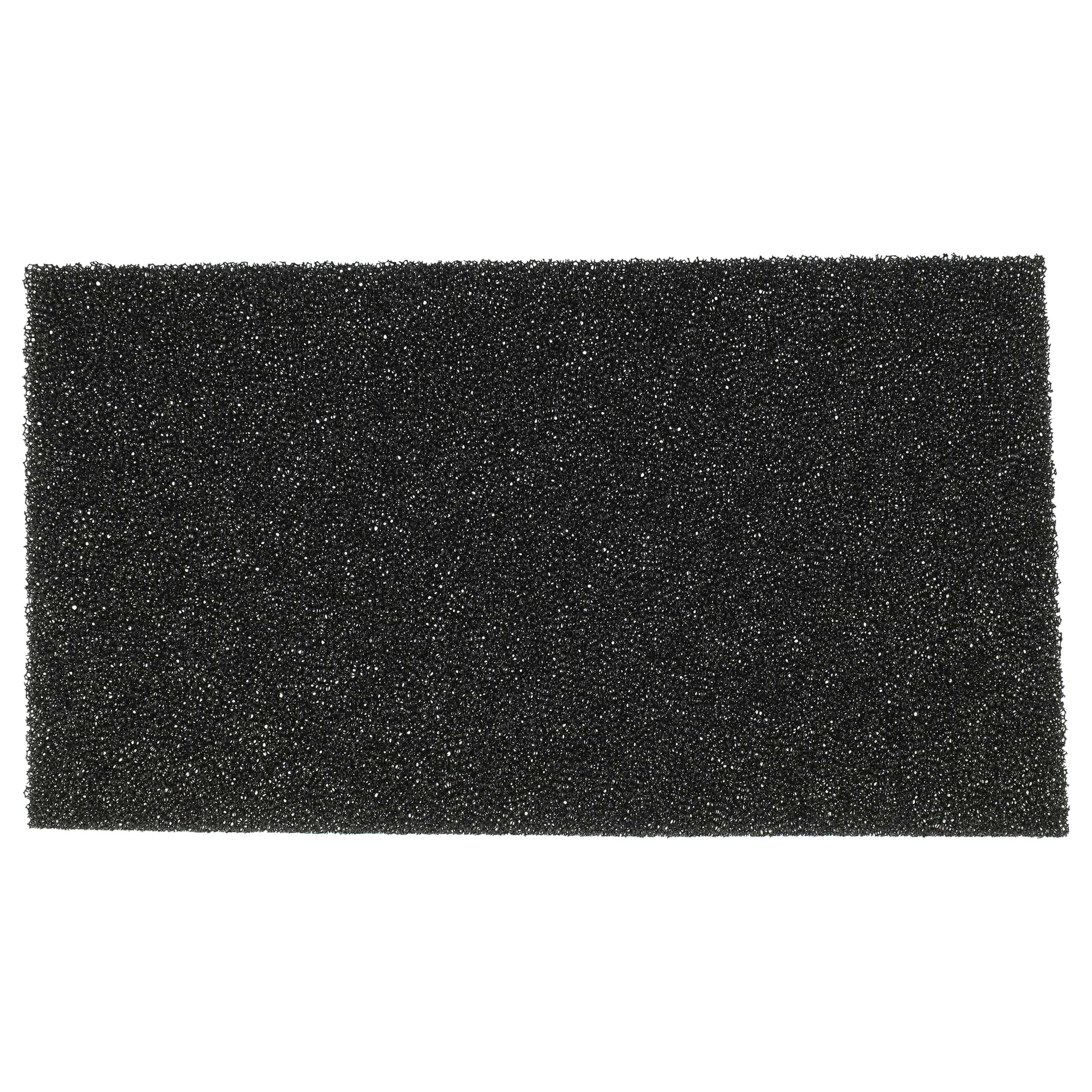 Schwarzer Schaumstofffilter mit wabenartiger Struktur, isoliert auf weißem Hintergrund.