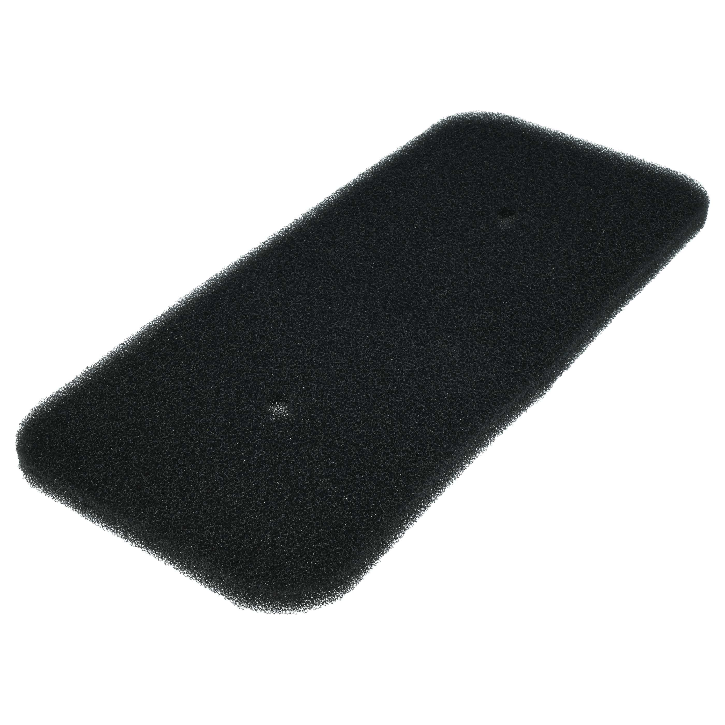 Ein schwarzer rechteckiger Schaumstofffilter auf weißem Hintergrund.