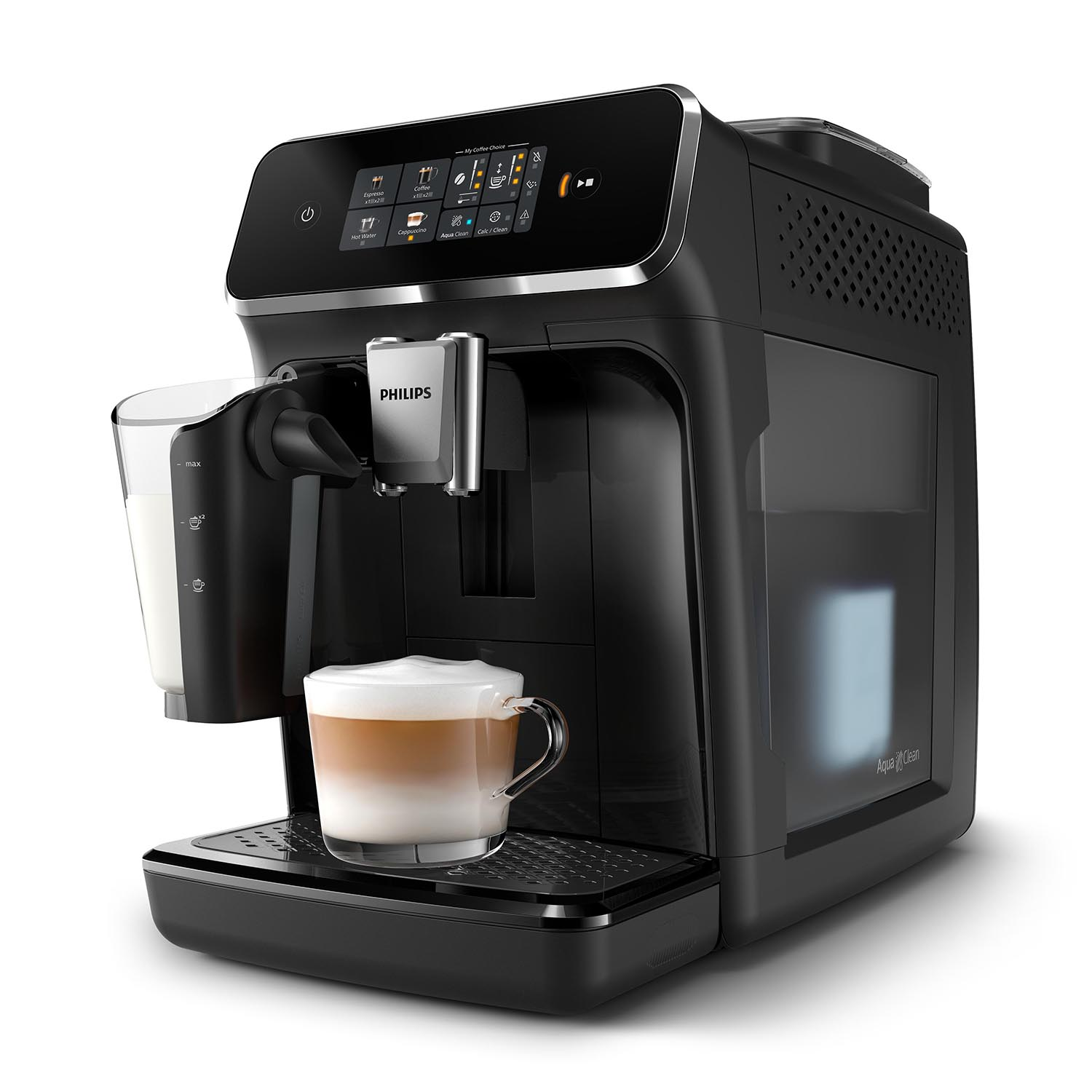 Zwarte koffiemachine met melkkaraf en glas latte. Touchscreen display.