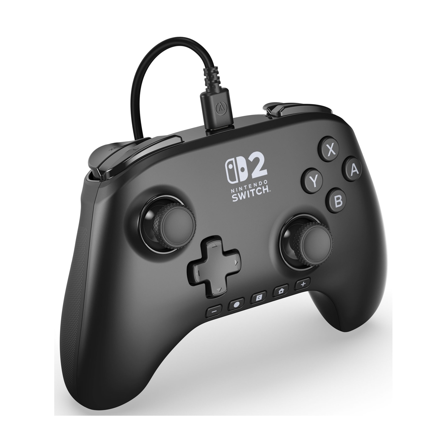 Czarny kontroler Nintendo Switch z kablem leży na białym tle.