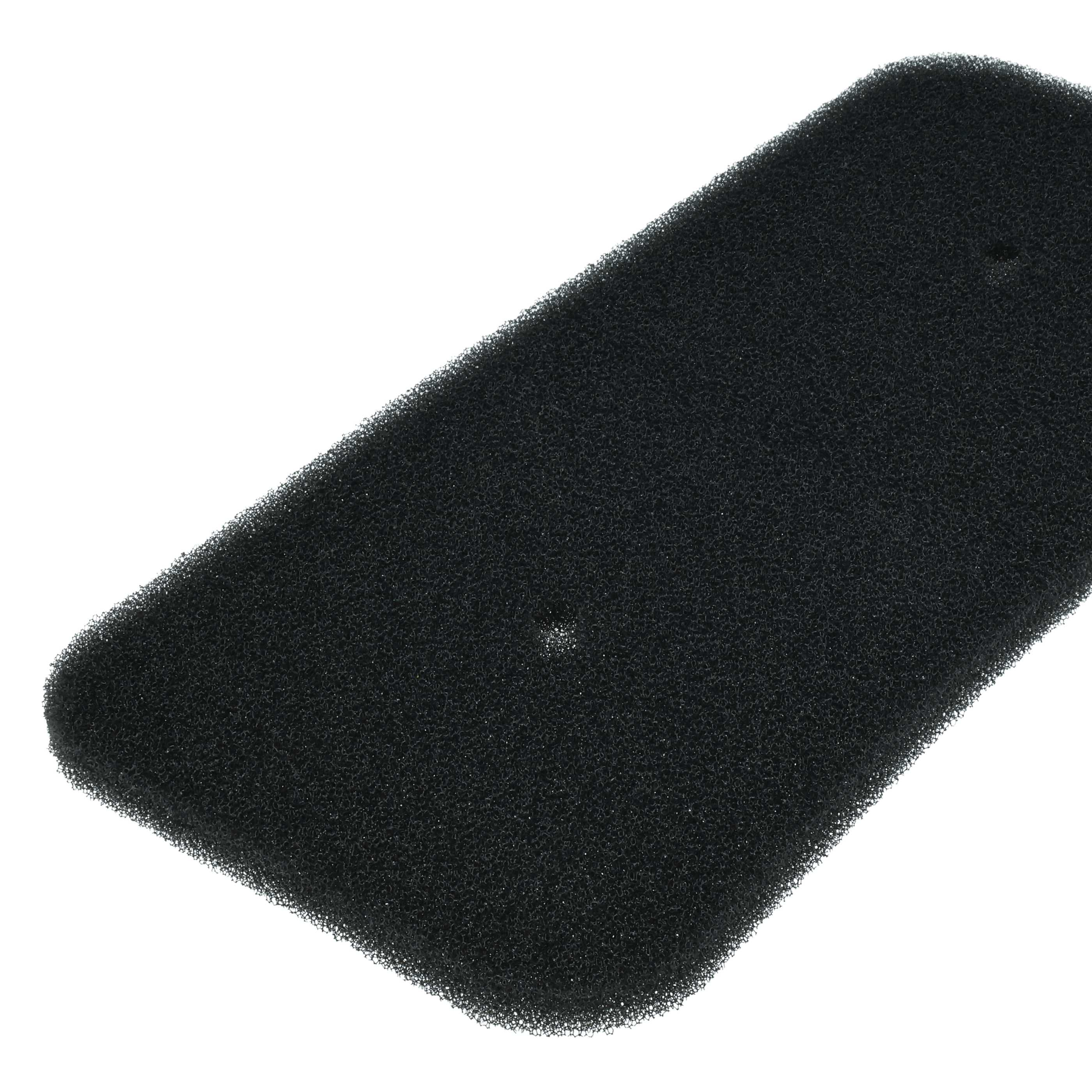 Schwarzer Schaumstofffilter mit rechteckiger Form auf weißem Hintergrund.