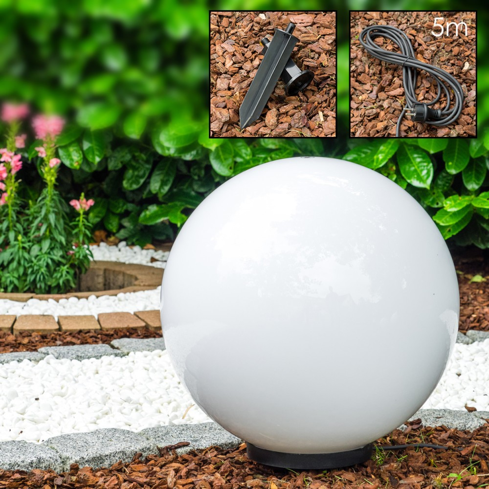 Große weiße Kugel-Gartenleuchte mit Erdspieß und 5m Kabel.