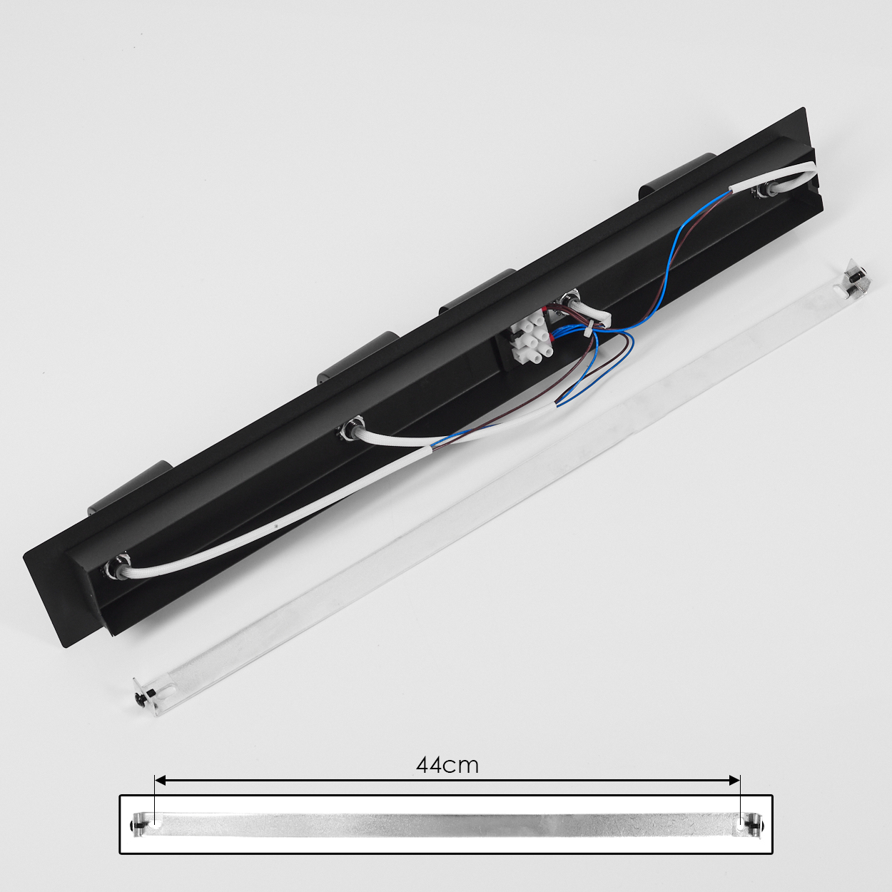Schwarzer Lampenkörper mit Kabeln und separater Leuchtstoffröhre, 44cm lang.