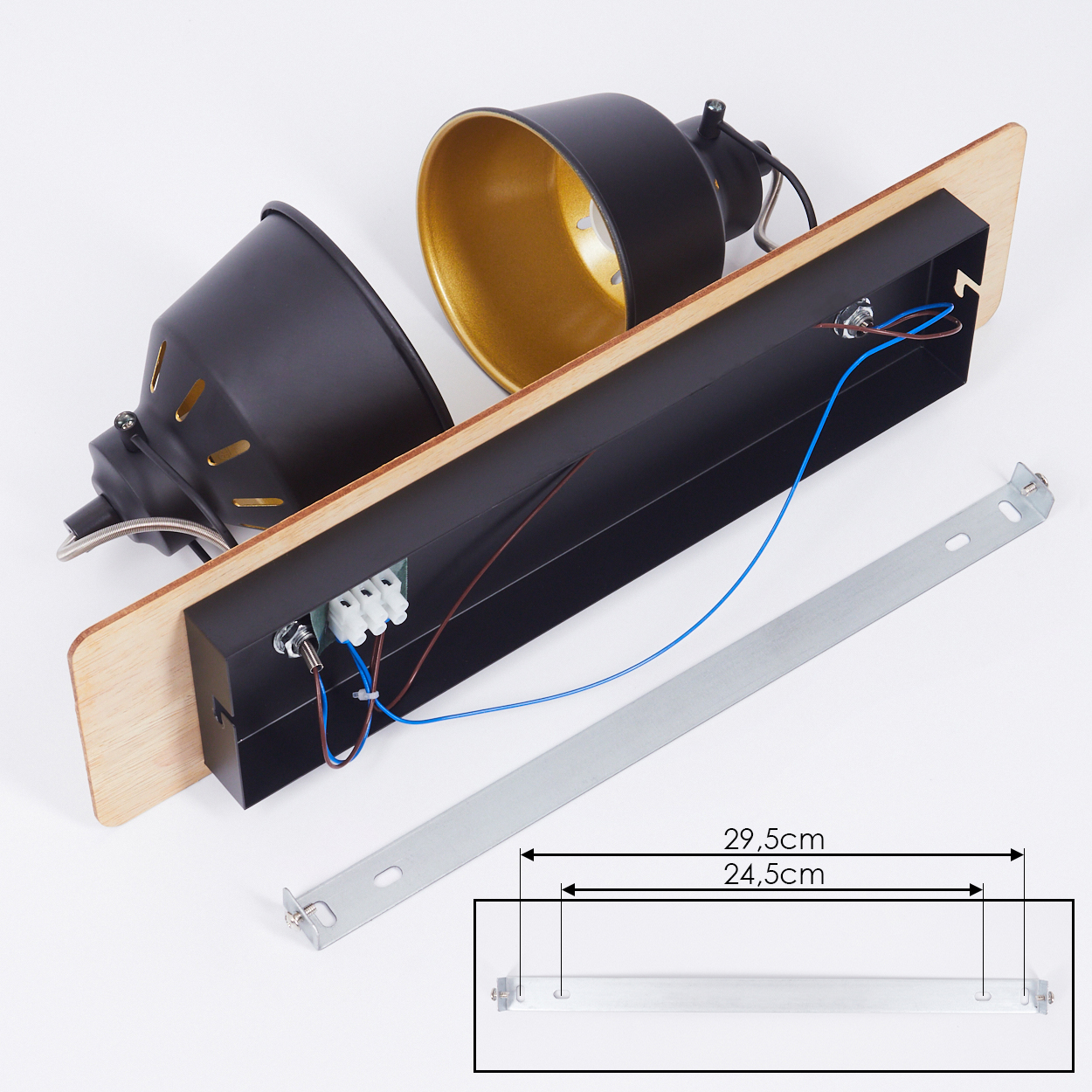Ein schwarzer Lampenaufbau mit Holzelement und Messungen.