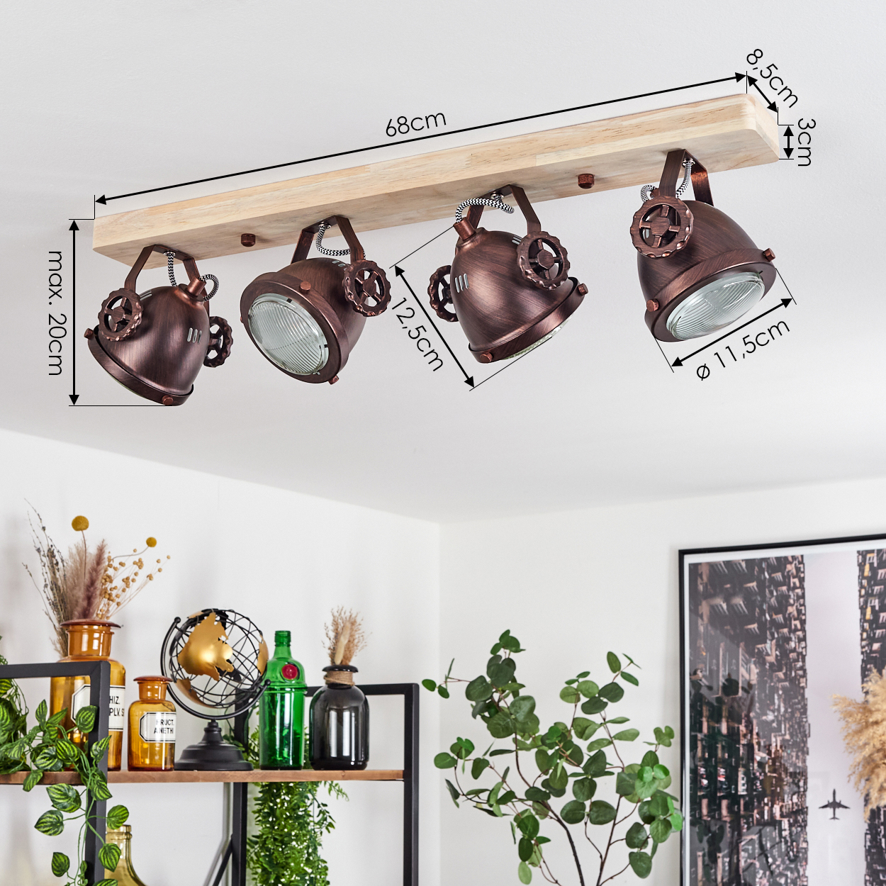 Holzdeckenleuchte mit vier kupferfarbenen Spots im Industrial-Look.