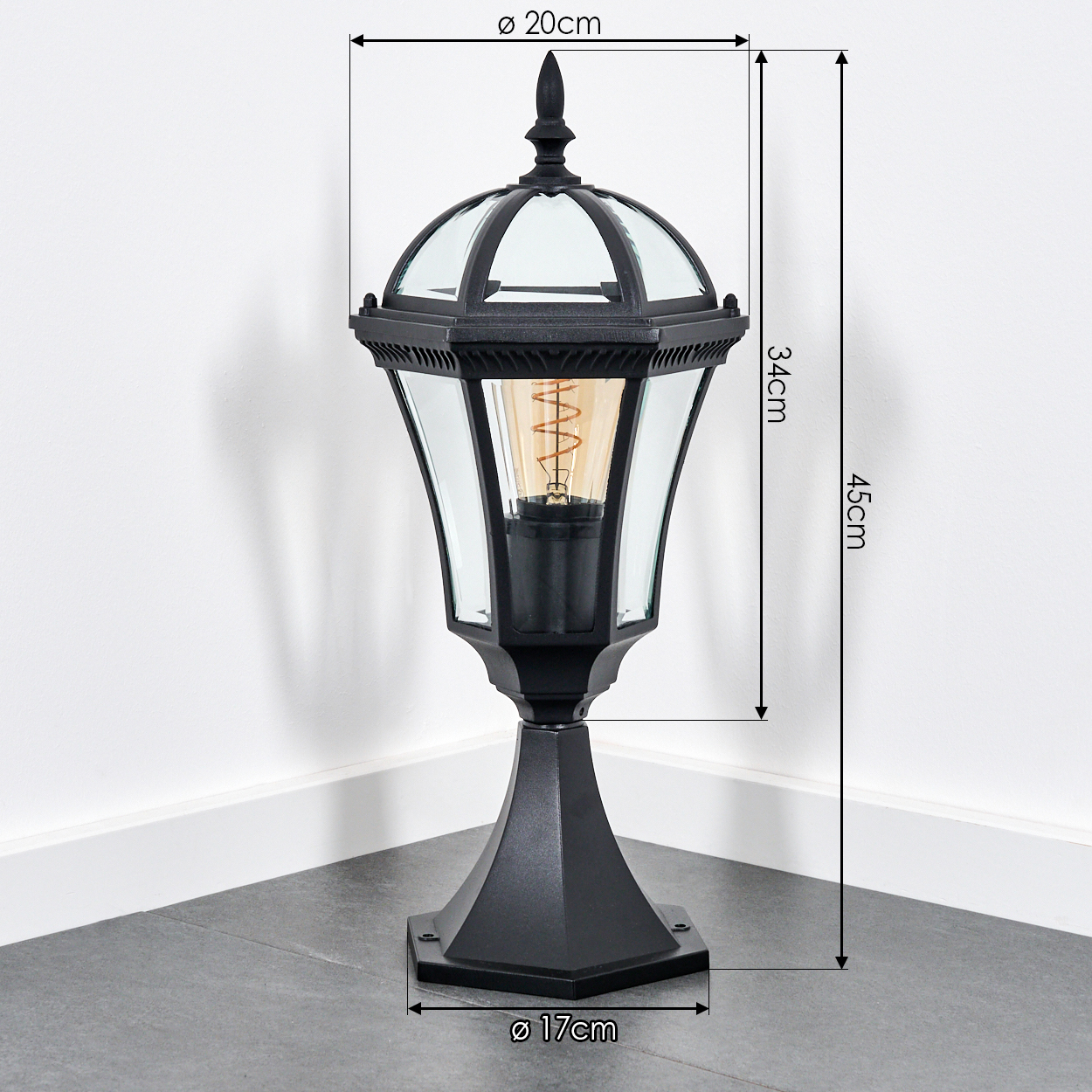 Schwarze Laterne mit Glas paneelen, Glühbirne und Maßen.