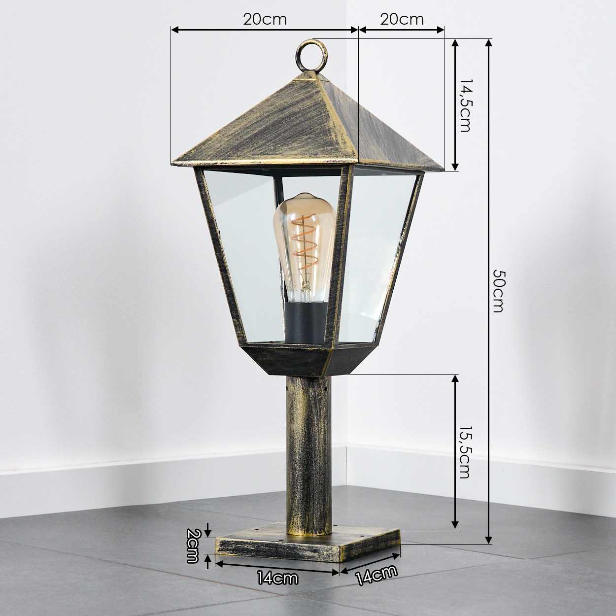 Antiker Laternenpfahl mit Glas und Glühbirne, Maße: 50cm hoch.