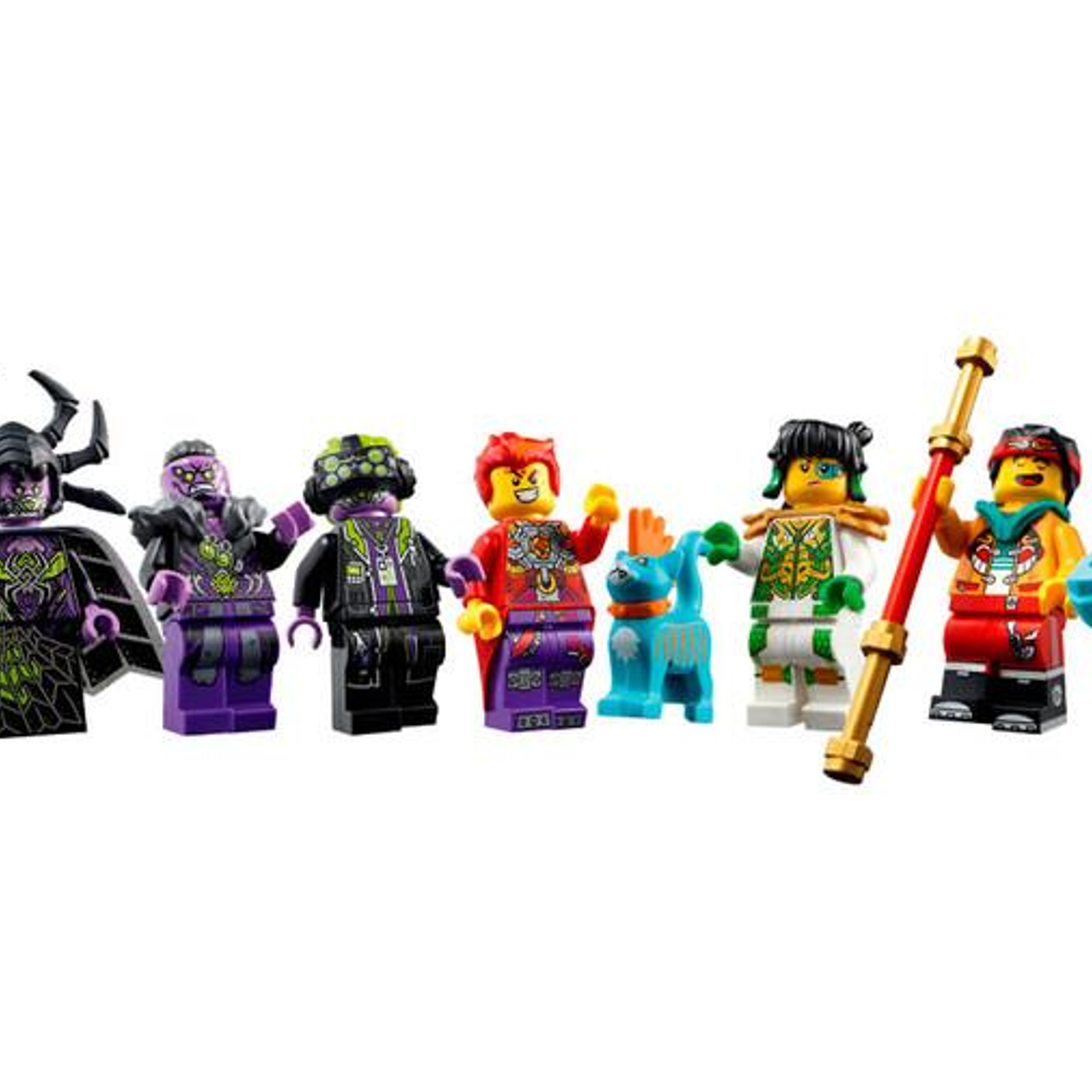 Örümcek benzeri bir karakter, canavarlar ve savaşçılar dahil altı Lego figürü.