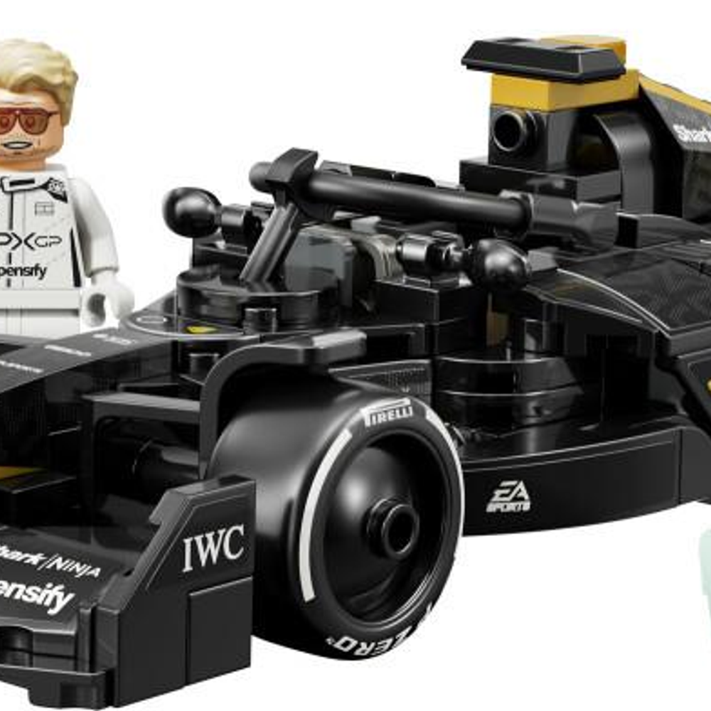 Un pilota Lego con un'auto di Formula 1 nera.