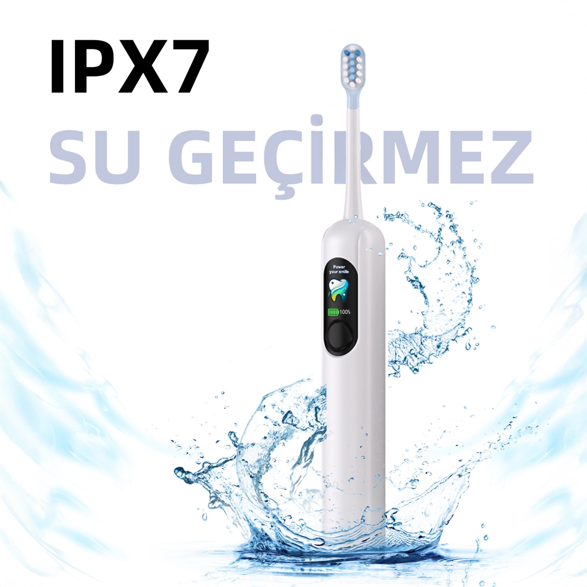 Mavi kıllı beyaz elektrikli diş fırçası, su sıçramalarıyla çevrili.