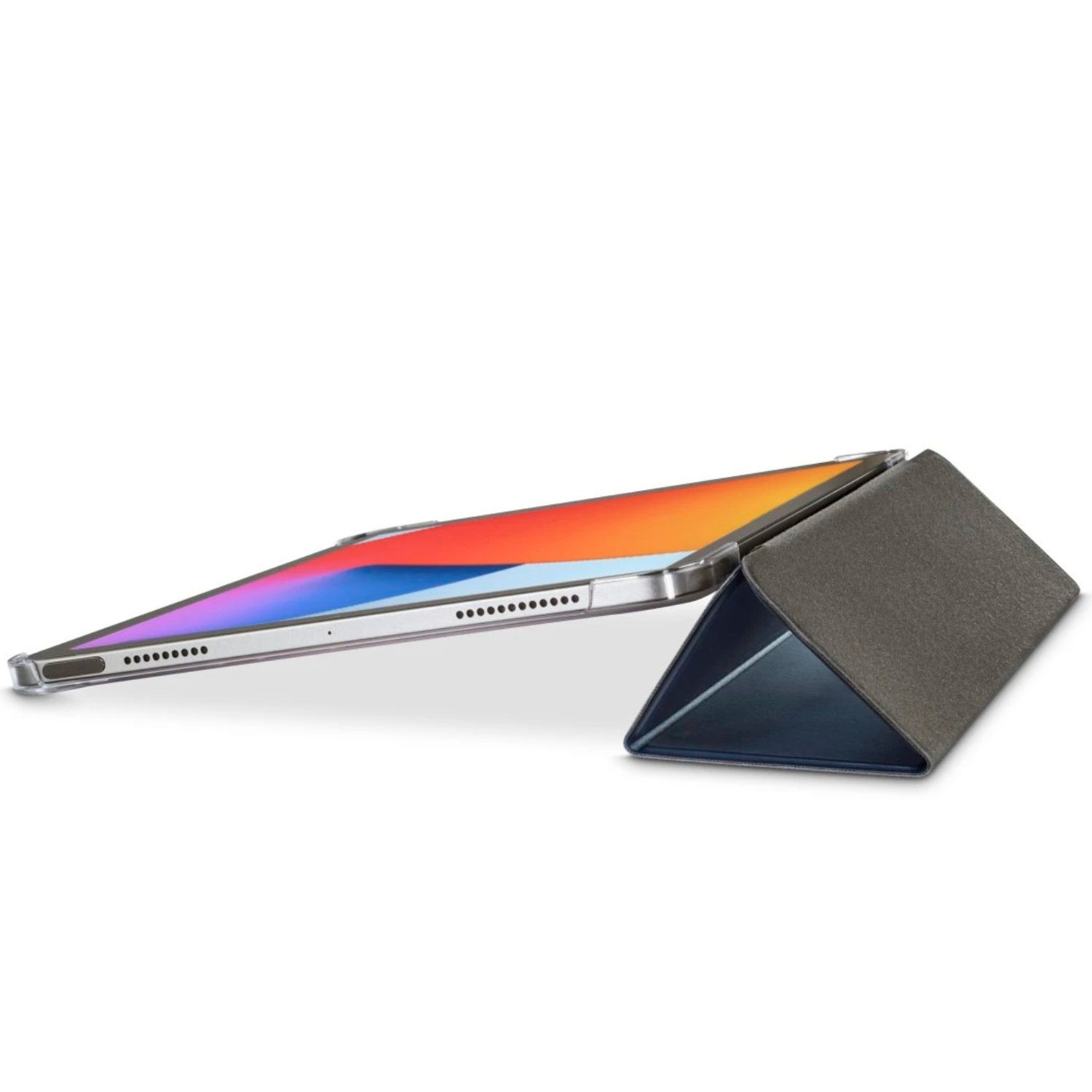 Szary tablet z etui i kolorowym ekranem na białym tle.