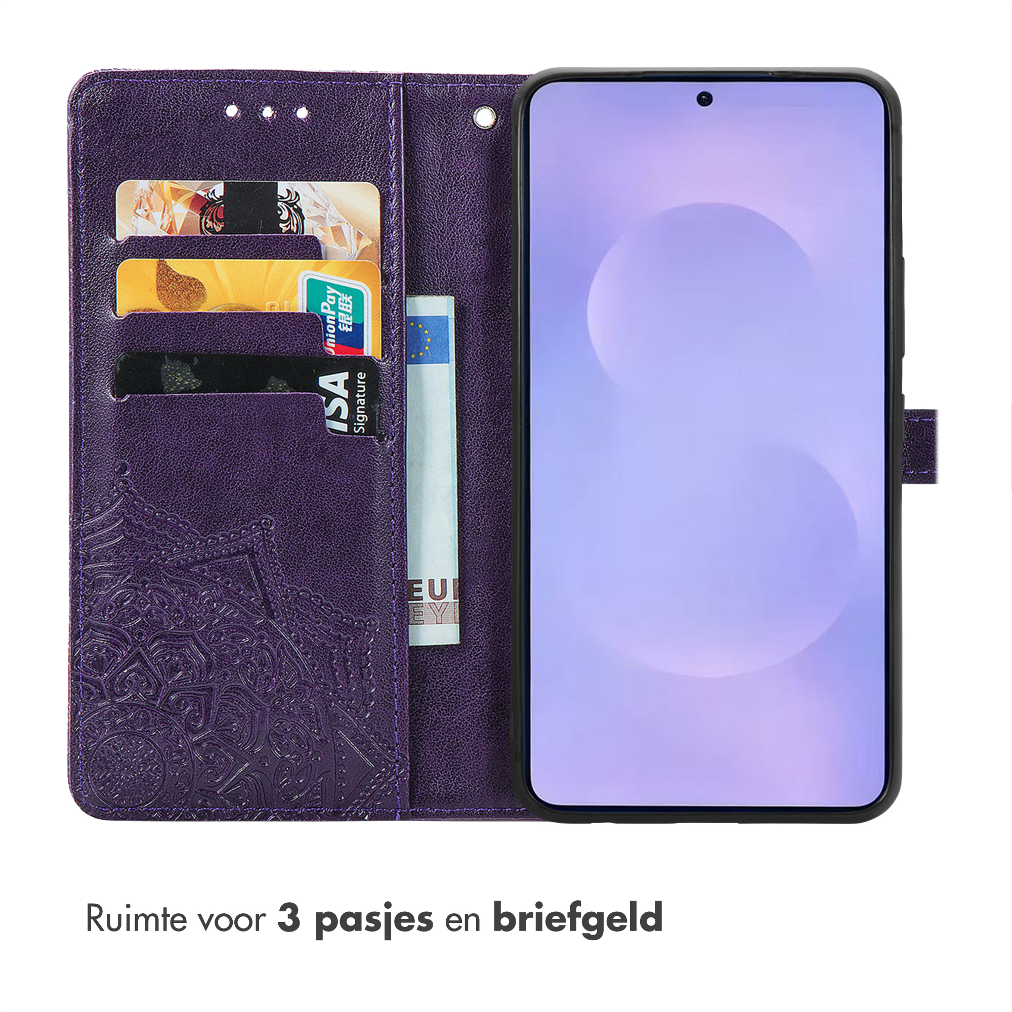 Paarse telefoonhoes met kaarthouders en geldvak. Links kaarten, rechts telefoon.