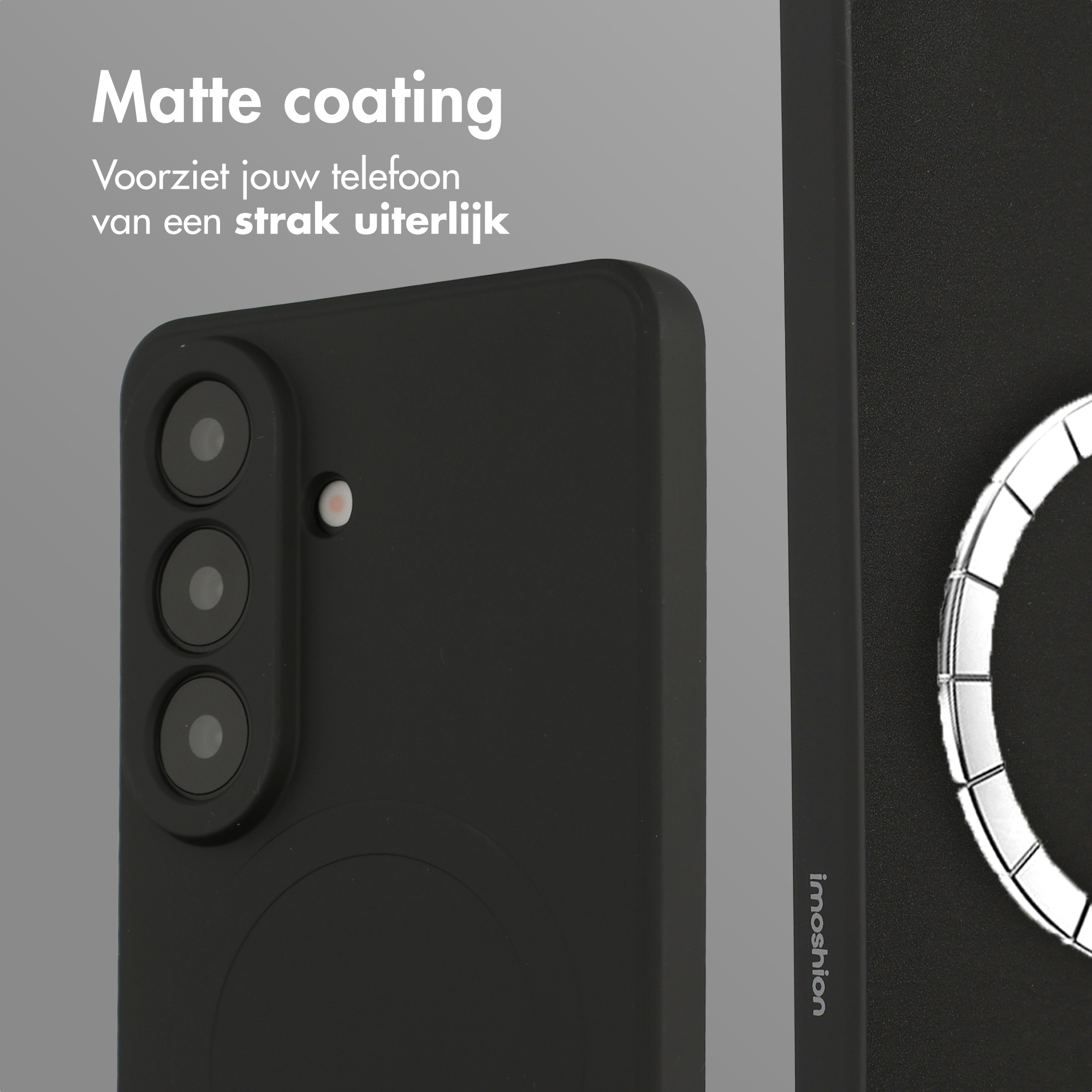 Coque de téléphone noire avec trois objectifs et un support anneau.