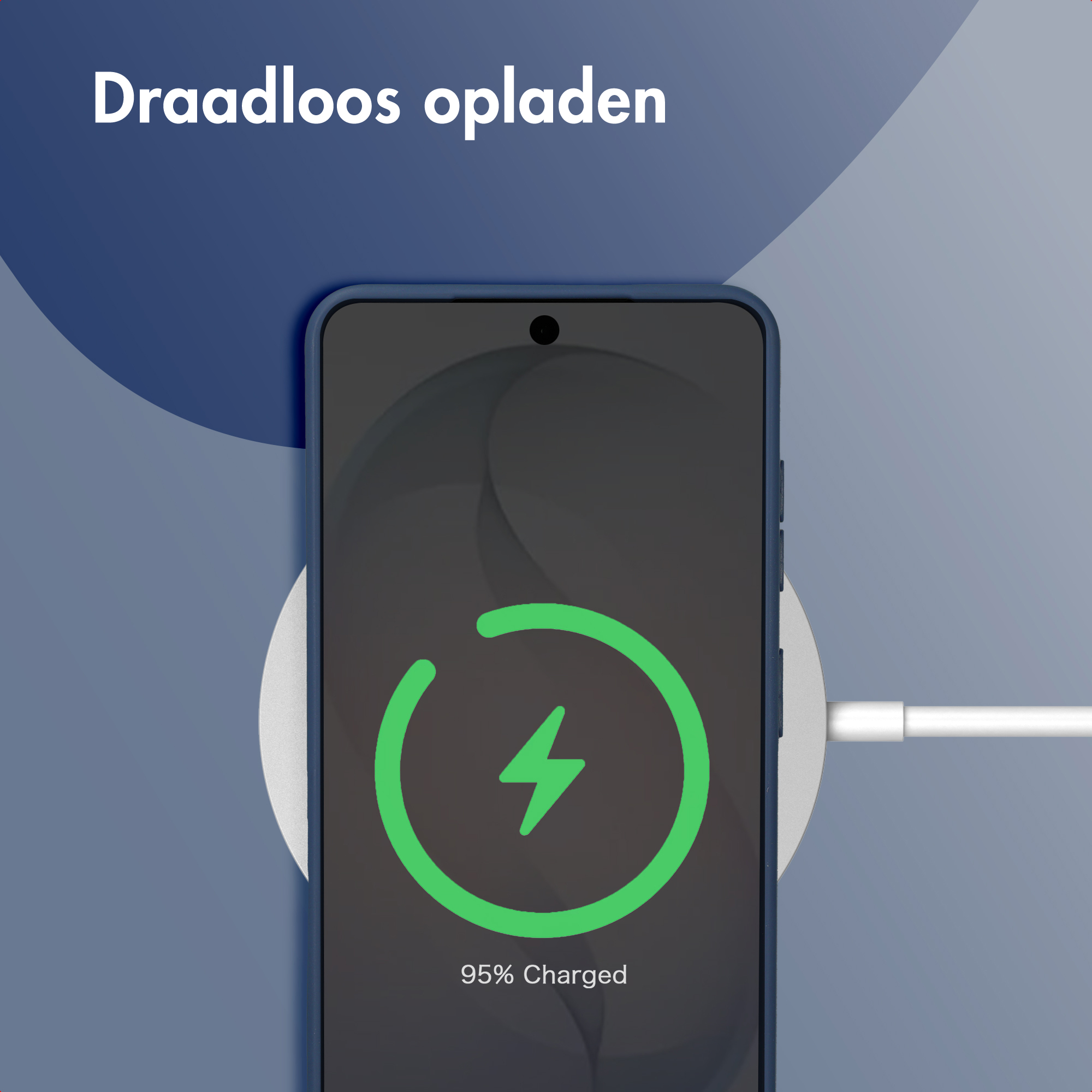 Un smartphone se charge sans fil, 95% chargé.