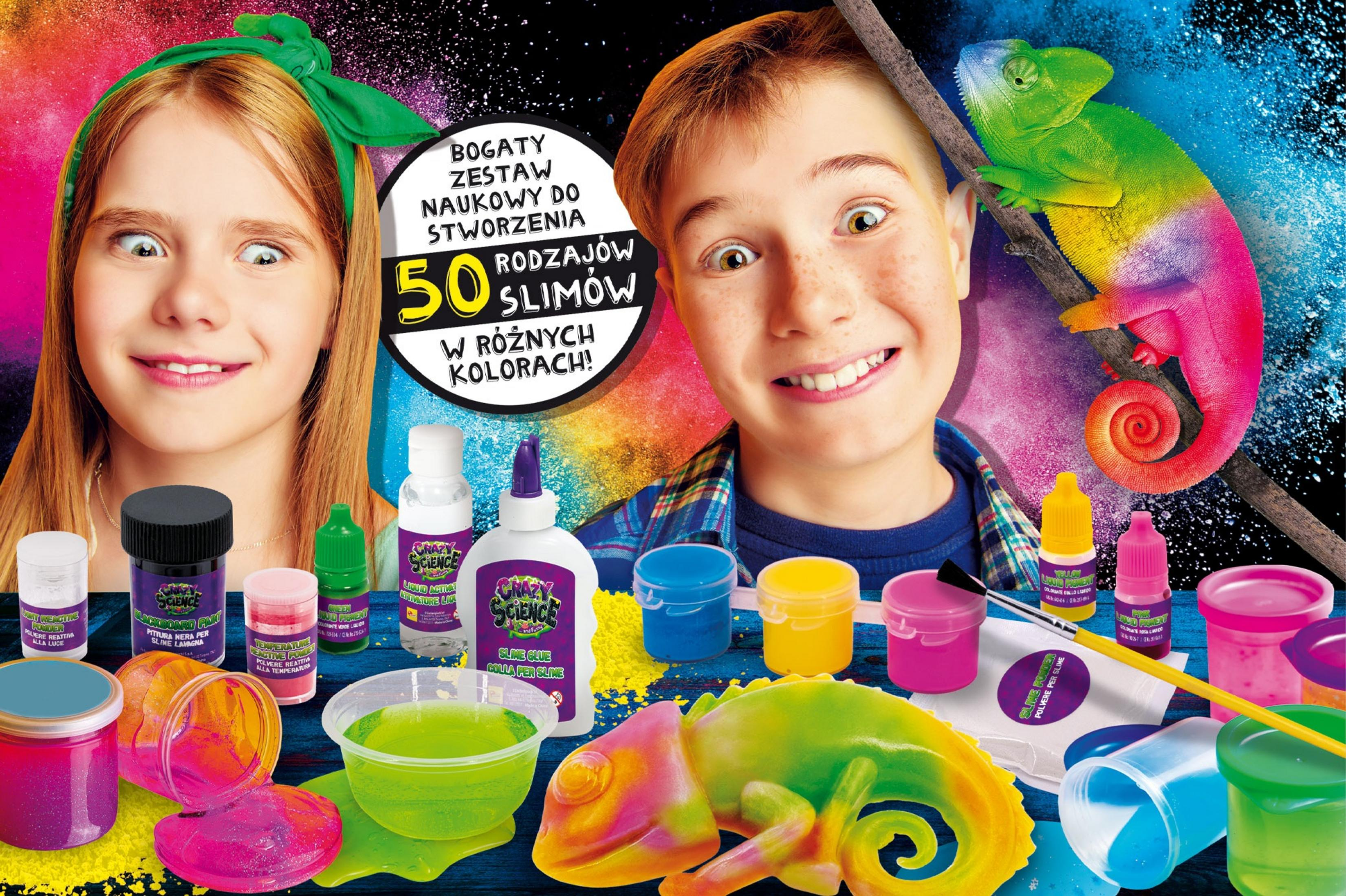 Dzieci i materiały naukowe do robienia slime. Widoczny motyw kameleona.