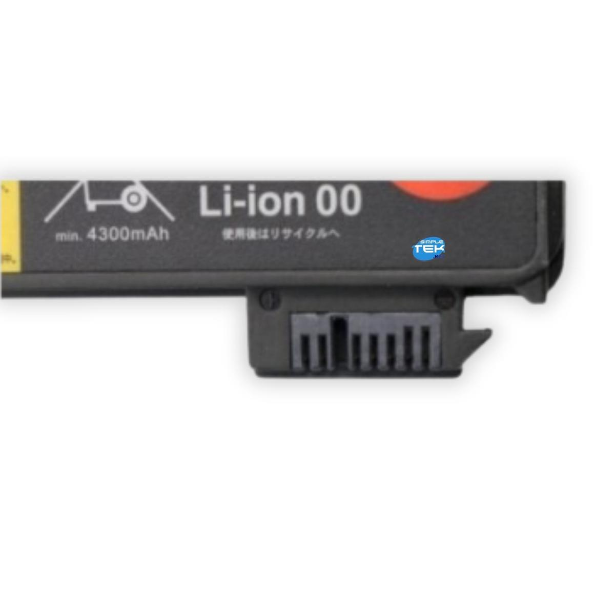 Una batteria Li-ion da 4300mAh con connettore.
