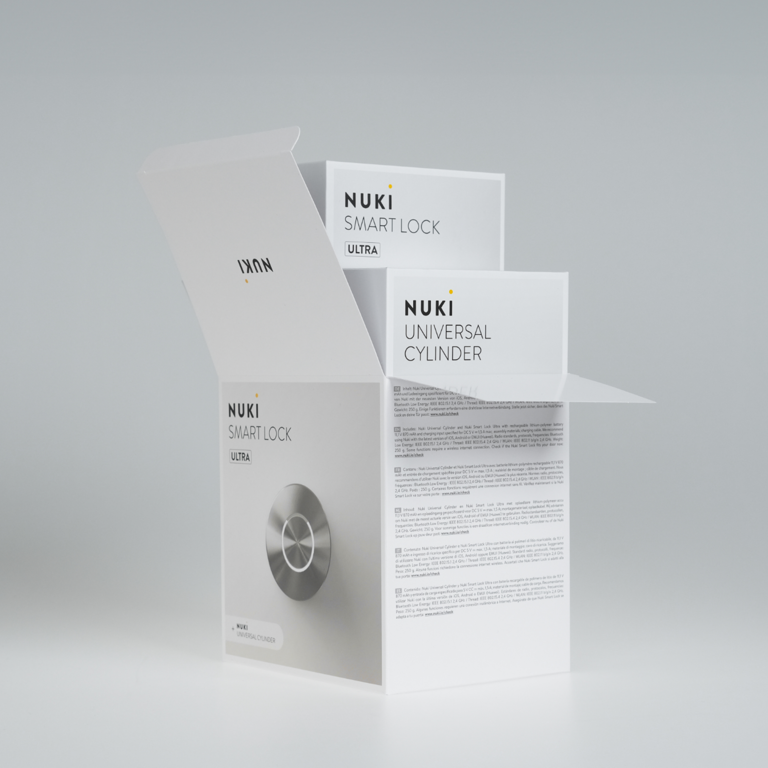 Nuki Smart Lock Ultra und Universal Cylinder Verpackung mit Text.