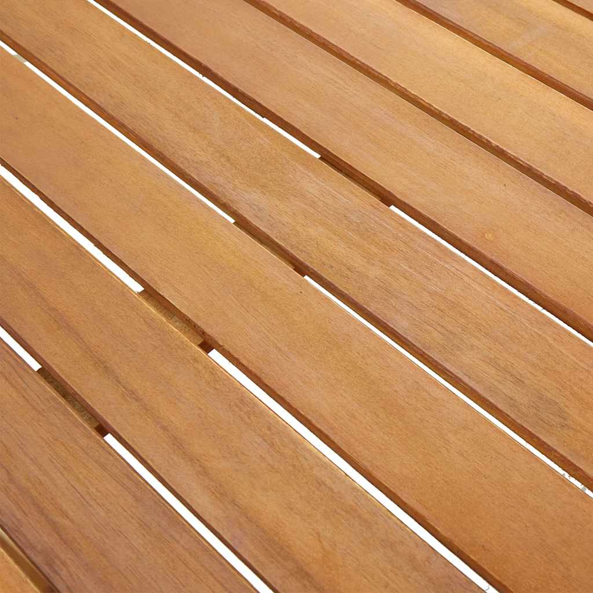 Holzlatten einer Tischplatte aus braunem Holz.