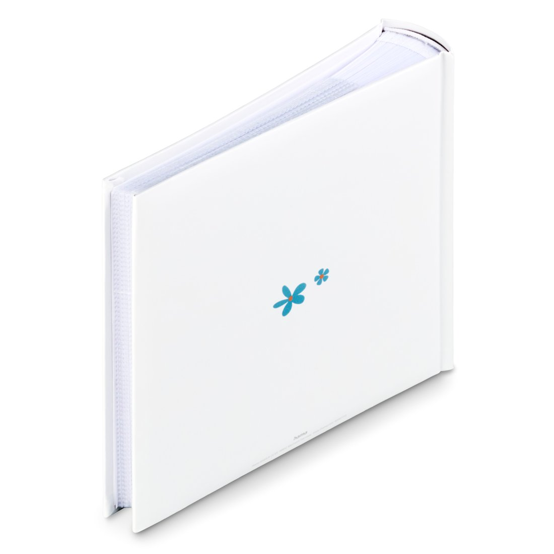 Biały album na zdjęcia z dwoma jasnoniebieskimi motywami kwiatów na okładce.