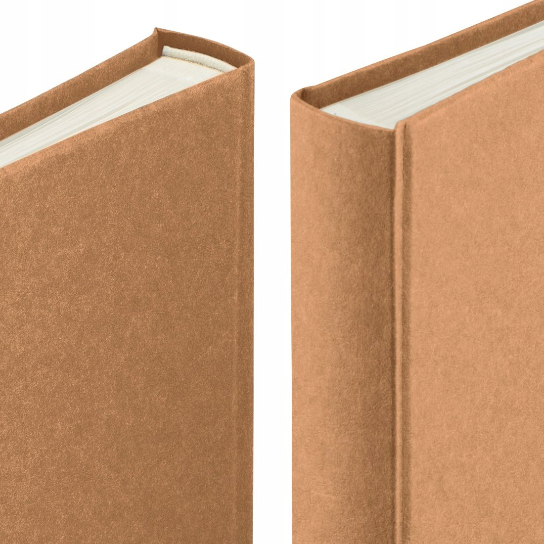 Dwie brązowe okładki książek widziane z boku z bliska.