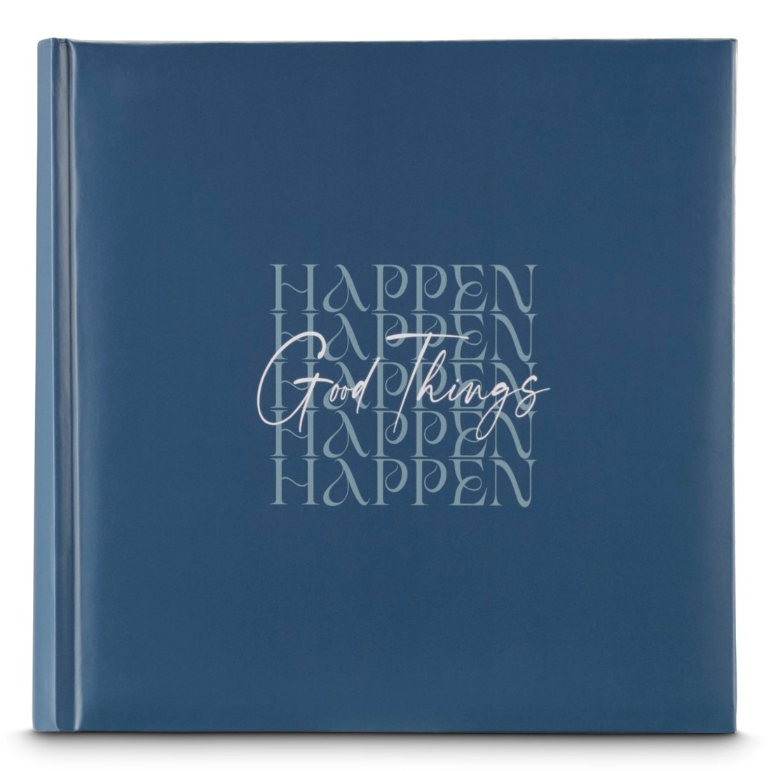 Granatowy notatnik z napisem "Good Things Happen" w kolorze srebrnym.