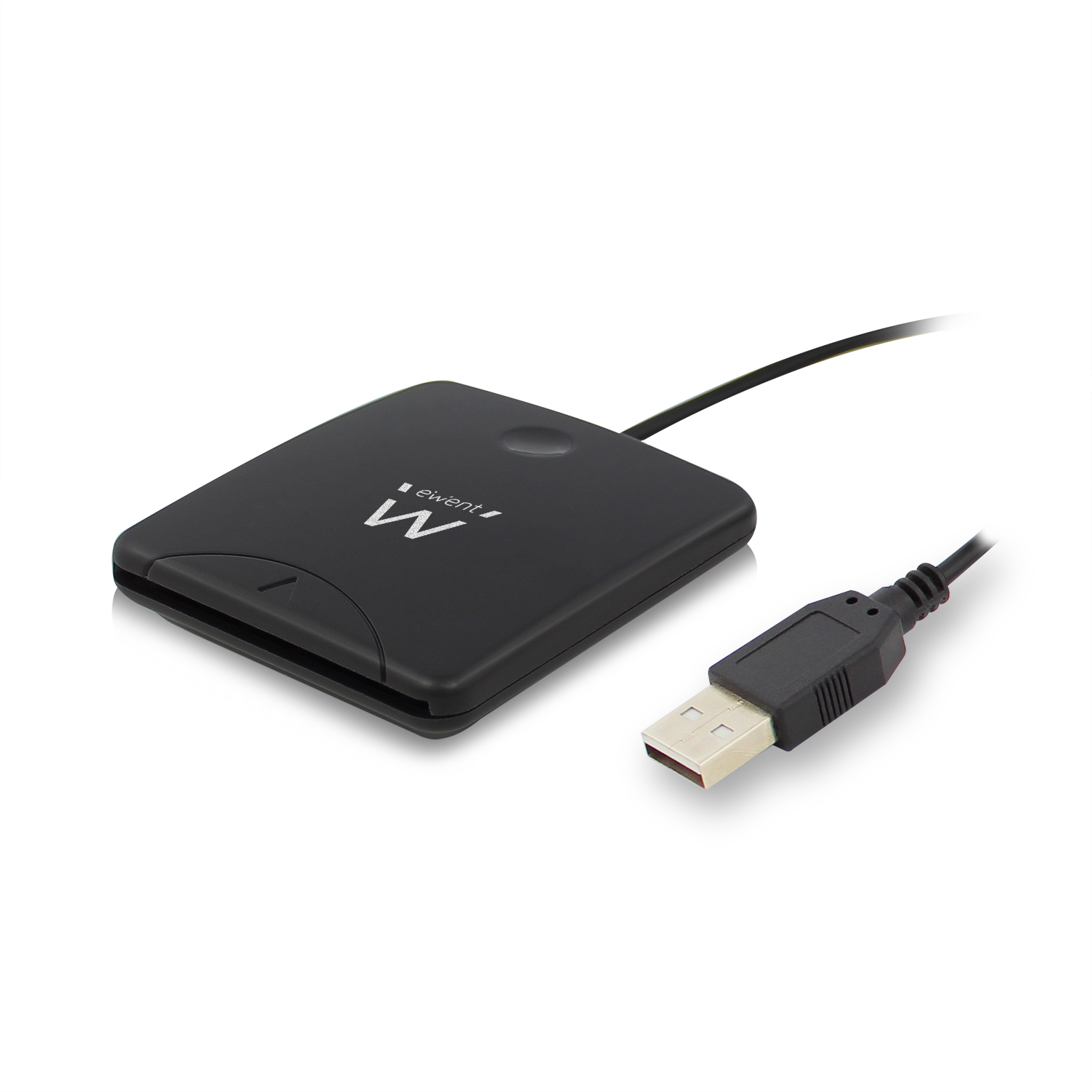 Lettore di schede nero con cavo USB su sfondo bianco.