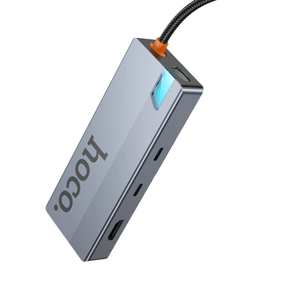 USB-C portlu ve mavi ışıklı gri Hoco cihazı.