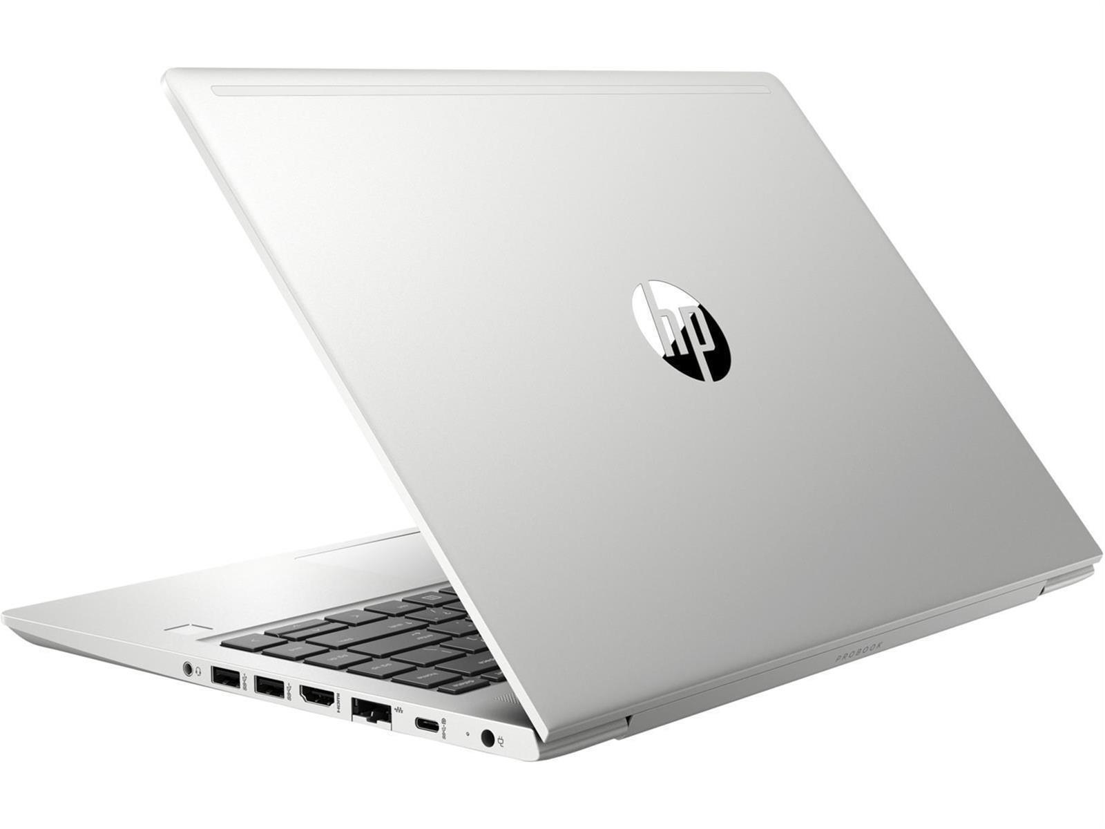 Silberner HP Laptop mit offenem Deckel, sichtbarer Tastatur und Anschlüssen.
