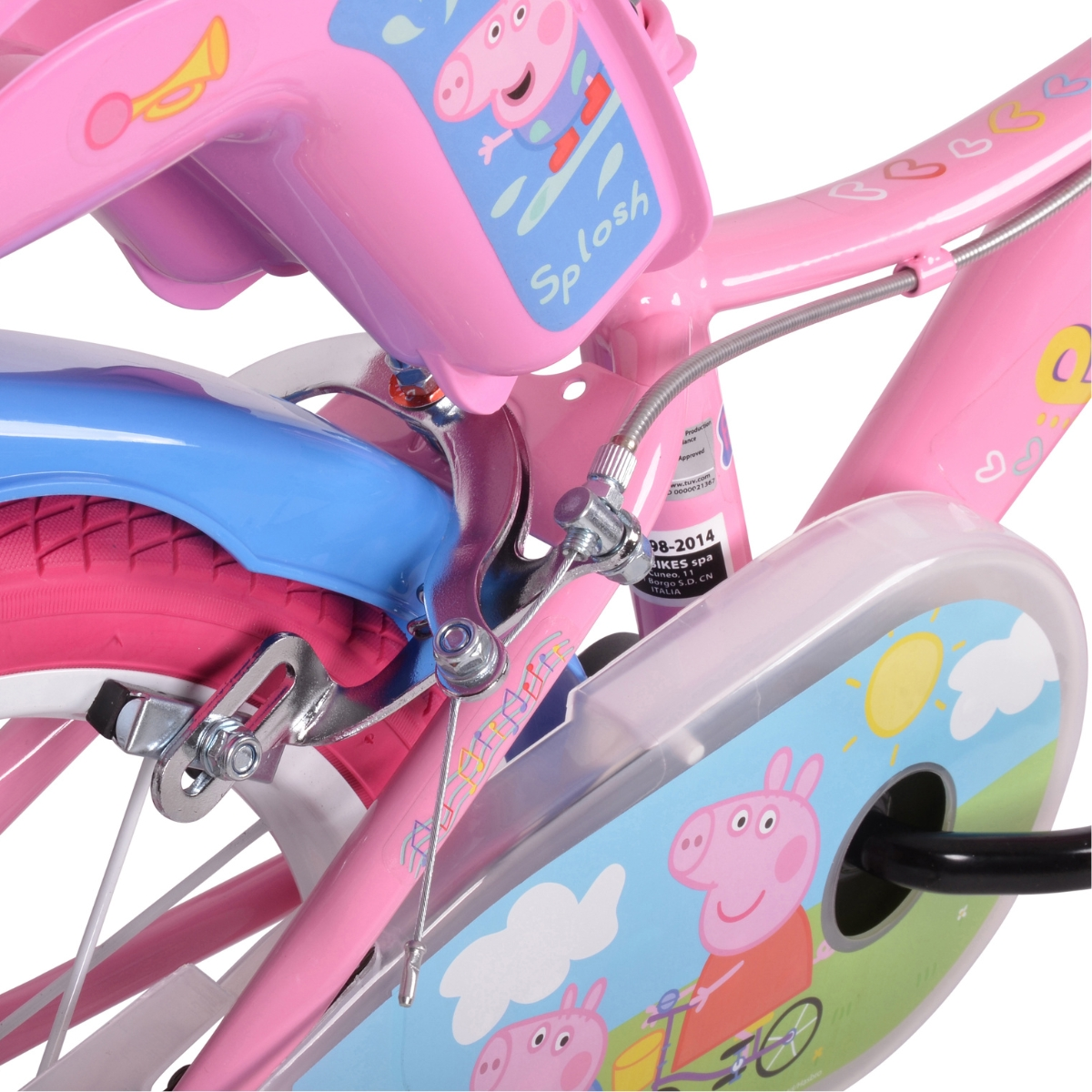 Różowy rower Peppa Pig z błotnikiem i naklejkami Peppa Pig.