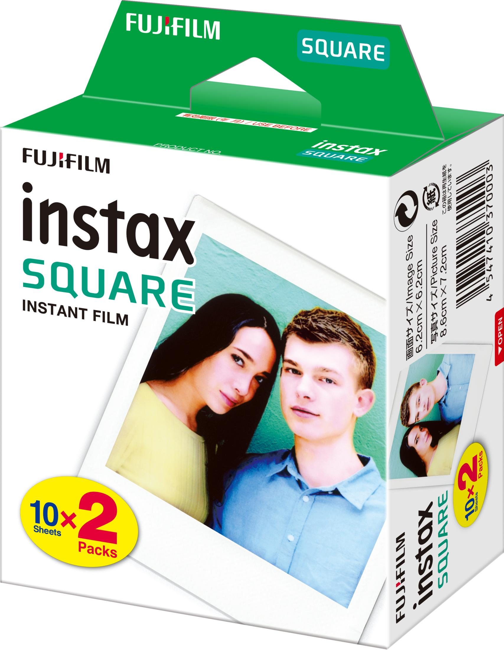 Opakowanie filmu natychmiastowego Fujifilm Instax Square ze zdjęciami pary.