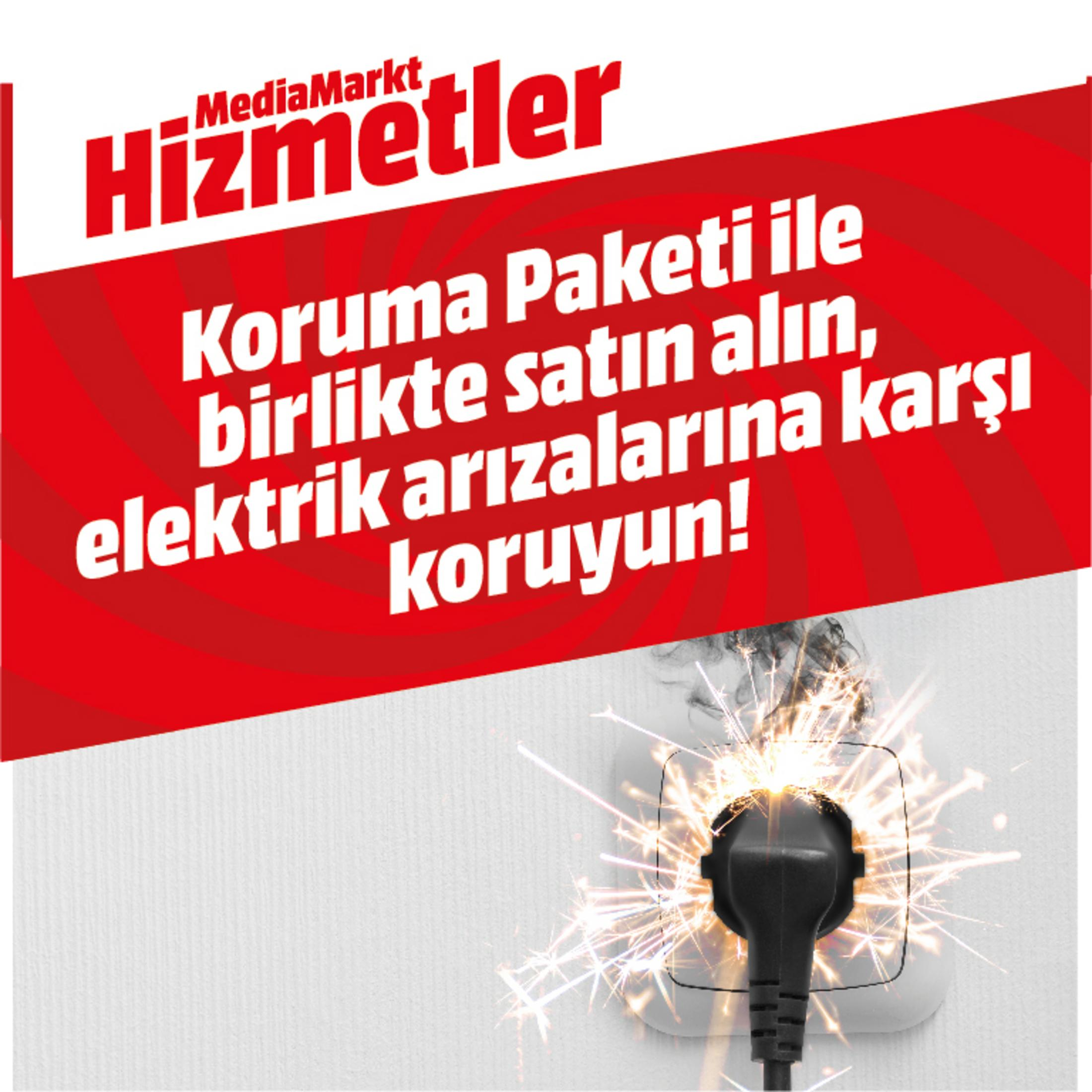Wtyczka iskrząca w gniazdku. "MediaMarkt H" i tekst.