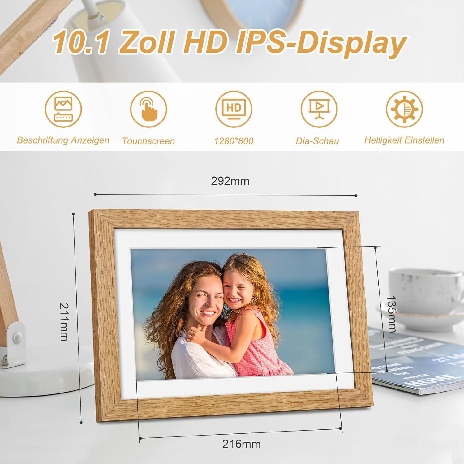 Drewniana ramka na zdjęcia cyfrowa z kobietą i dzieckiem.