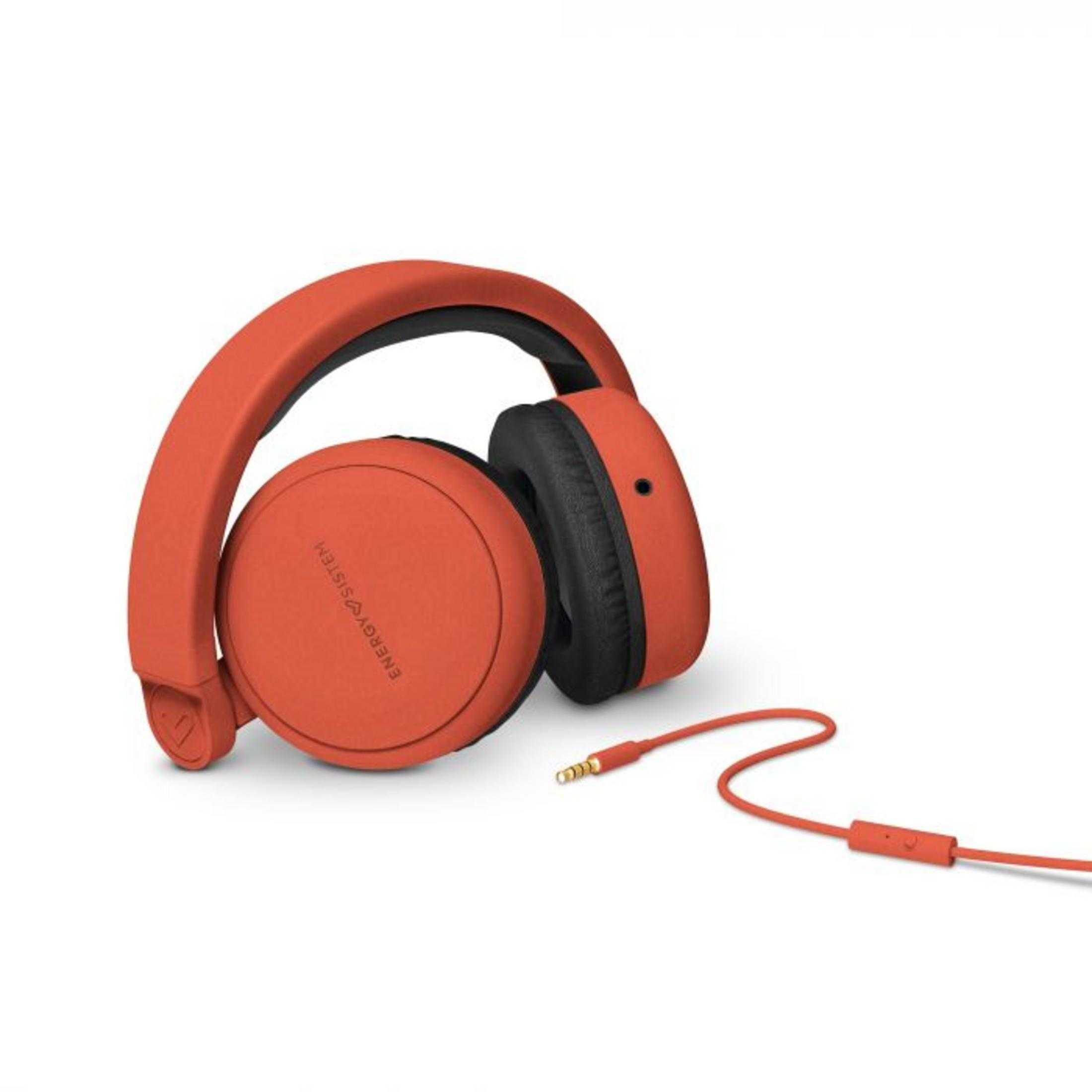 Auriculares naranjas con almohadilla y cable negros.