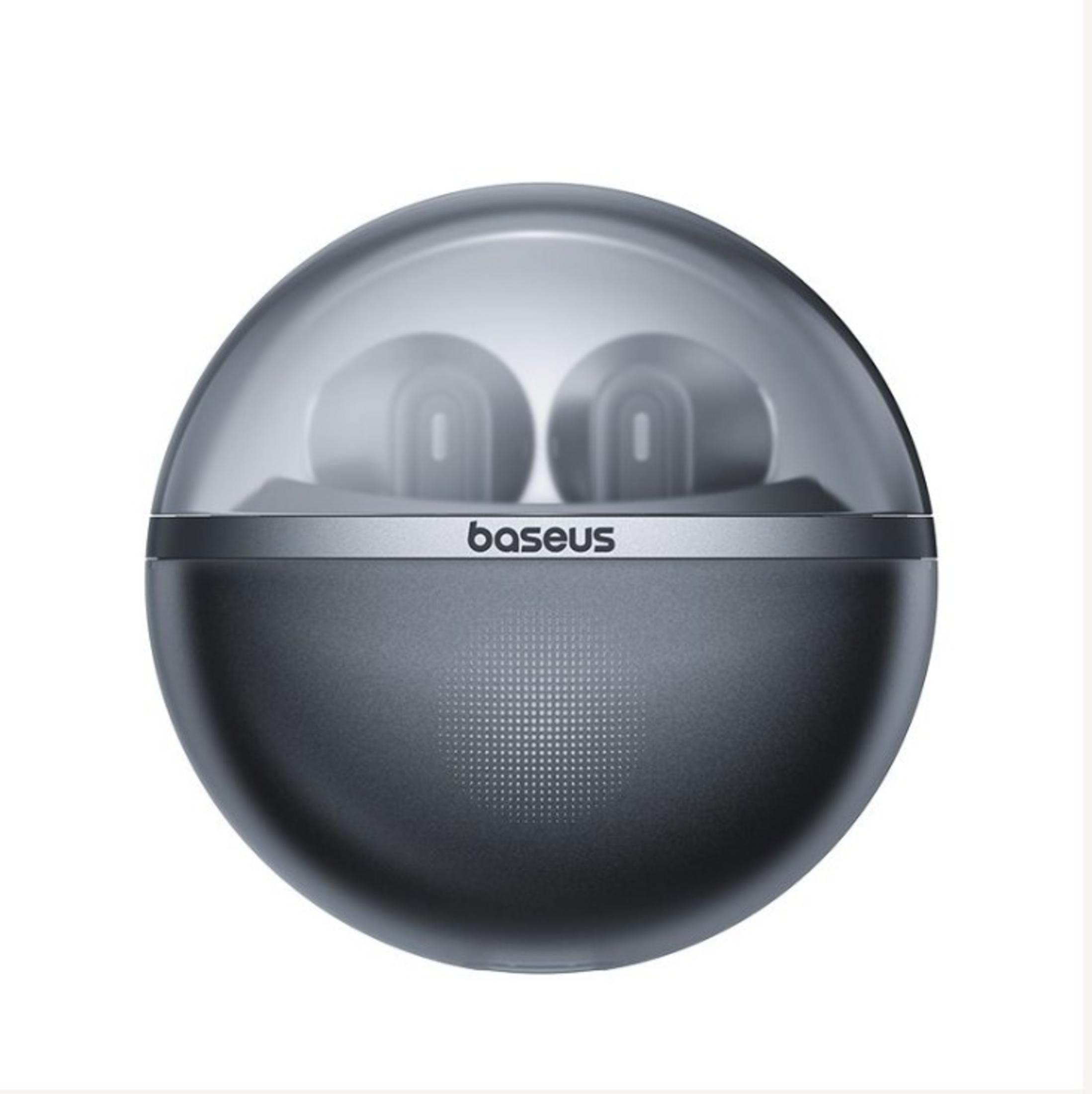 Szara ładowarka do słuchawek Baseus z przezroczystą pokrywą, zawierająca dwa słuchawki.