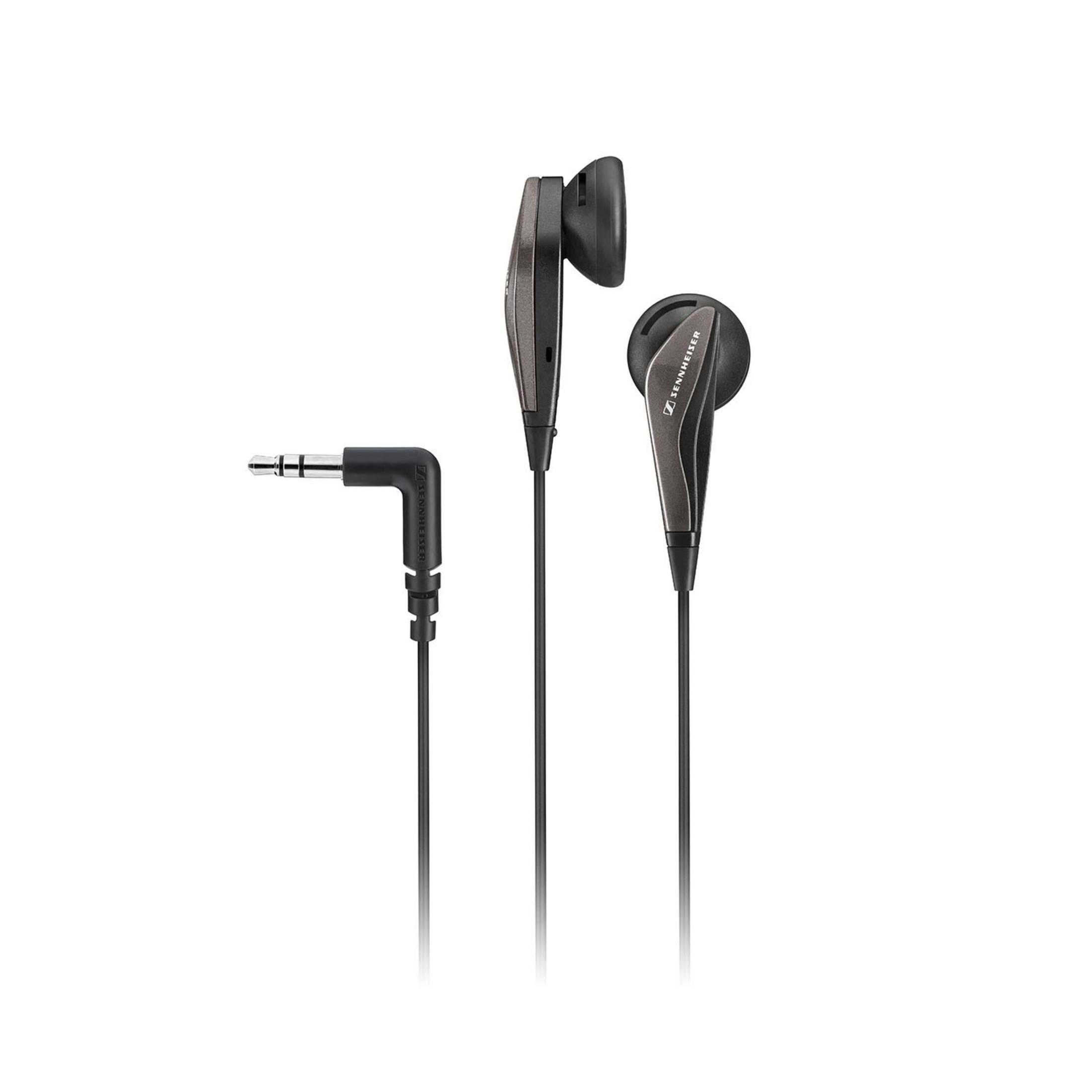 Sennheiser Ohrhörer mit L-förmigem Stecker, schwarzem Kabel und silbernen Akzenten.