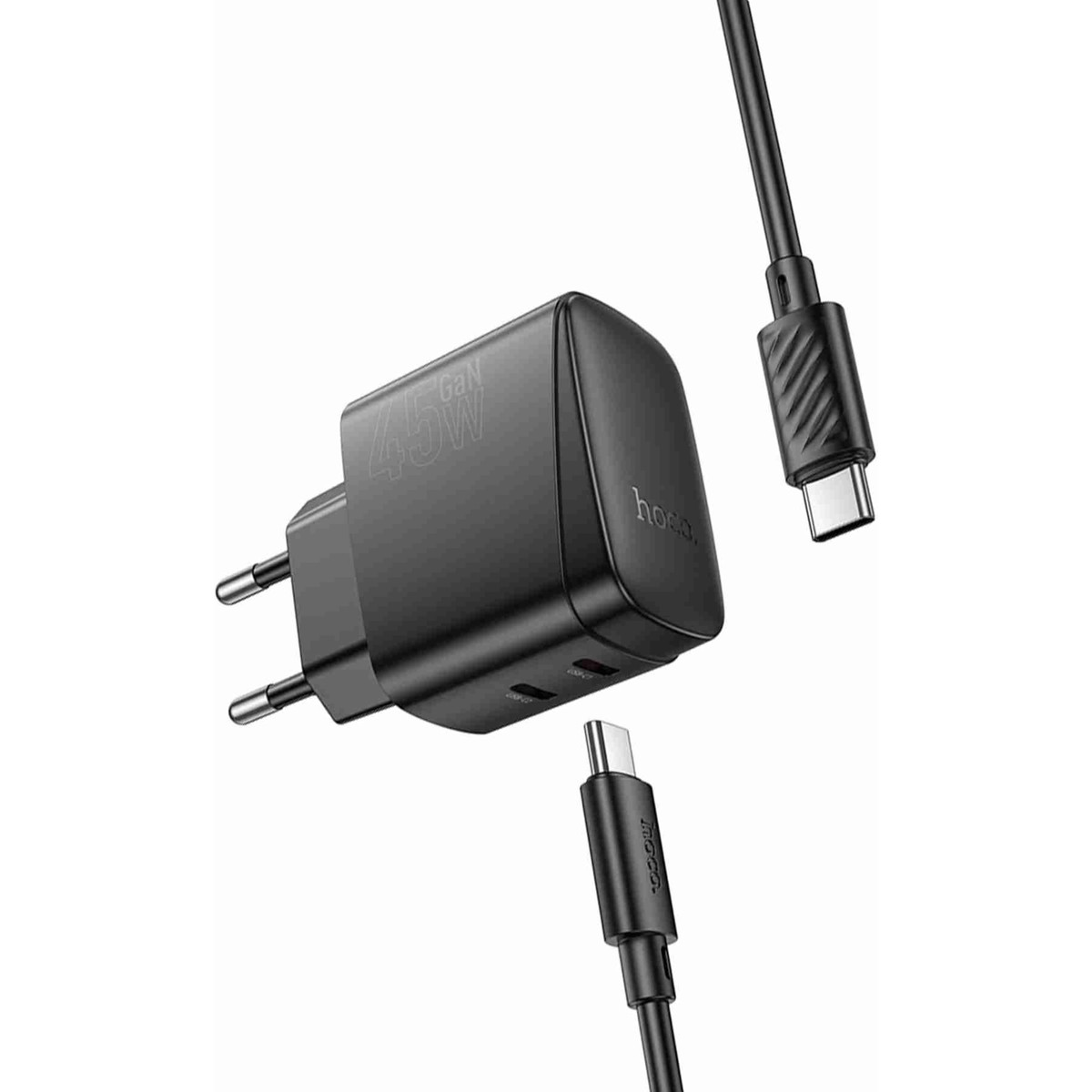 İki USB-C bağlantı noktasına ve iki USB-C kablosuna sahip siyah 45W GaN şarj cihazı.