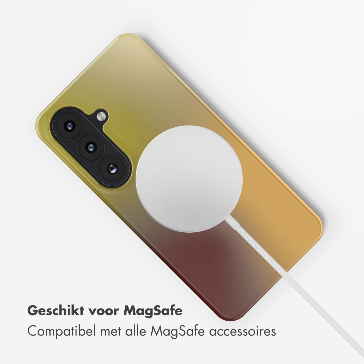 Telefoon met MagSafe lader en drie camera's, in goud-rode kleurovergang.