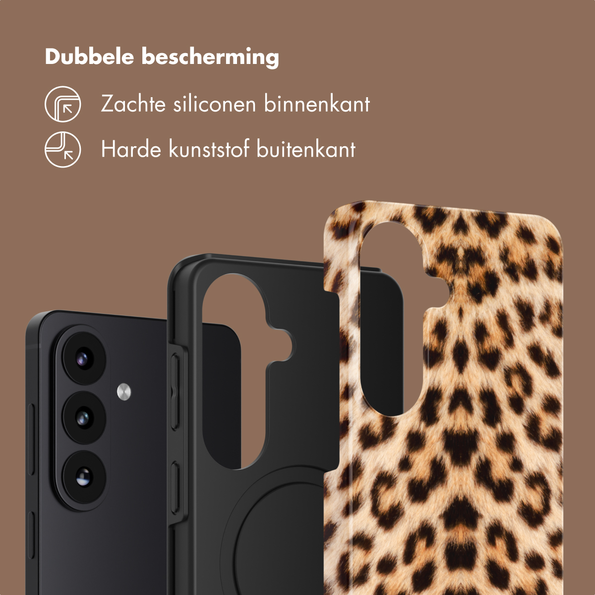 Een zwarte smartphone met een telefoonhoesje met luipaardprint.