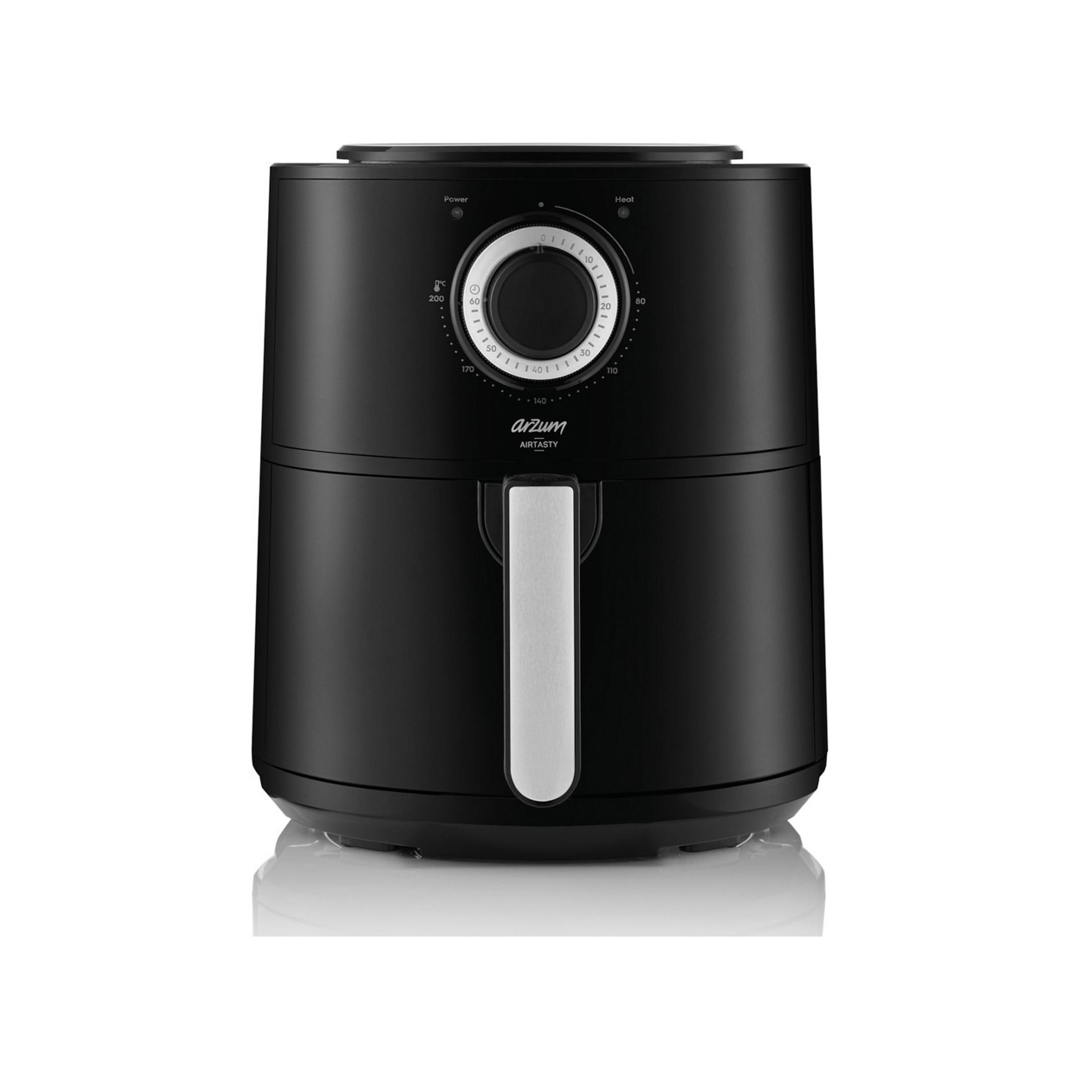 Czarna frytkownica beztłuszczowa ze srebrnym uchwytem i pokrętłami czasu/temperatury.